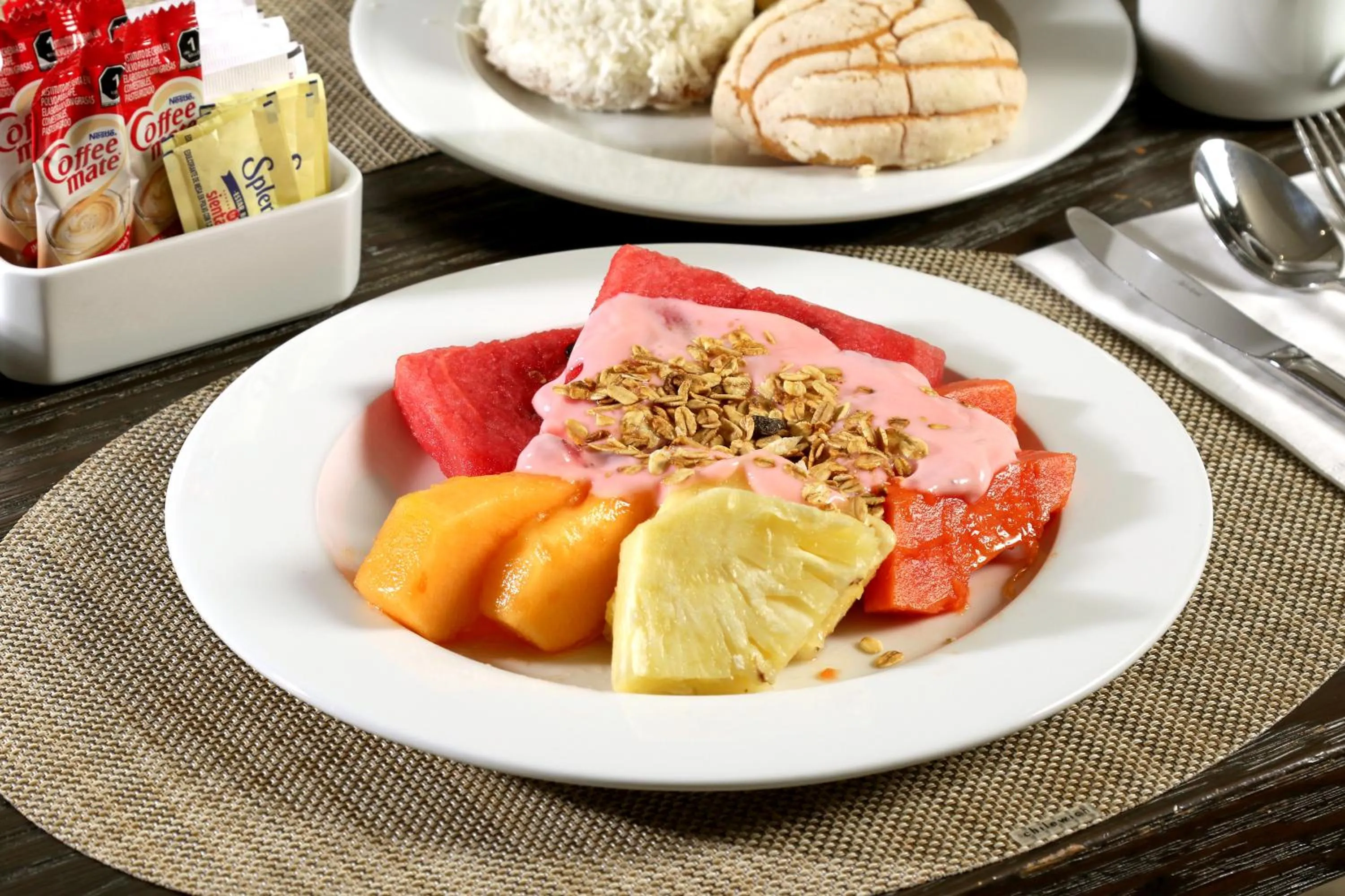 Food in Holiday Inn Express & Suites Monterrey Valle by IHG