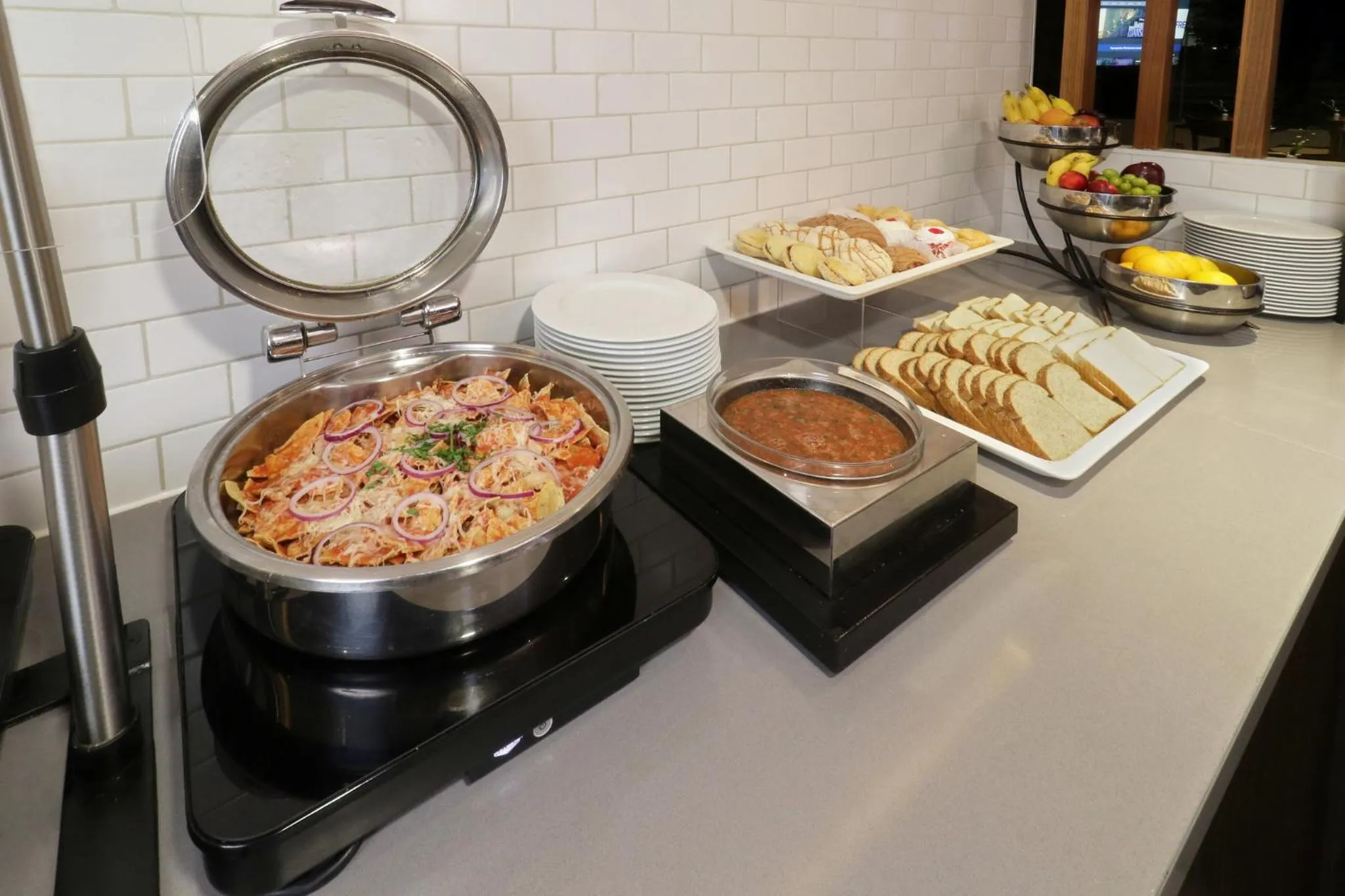 Breakfast in Holiday Inn Express & Suites Monterrey Valle by IHG