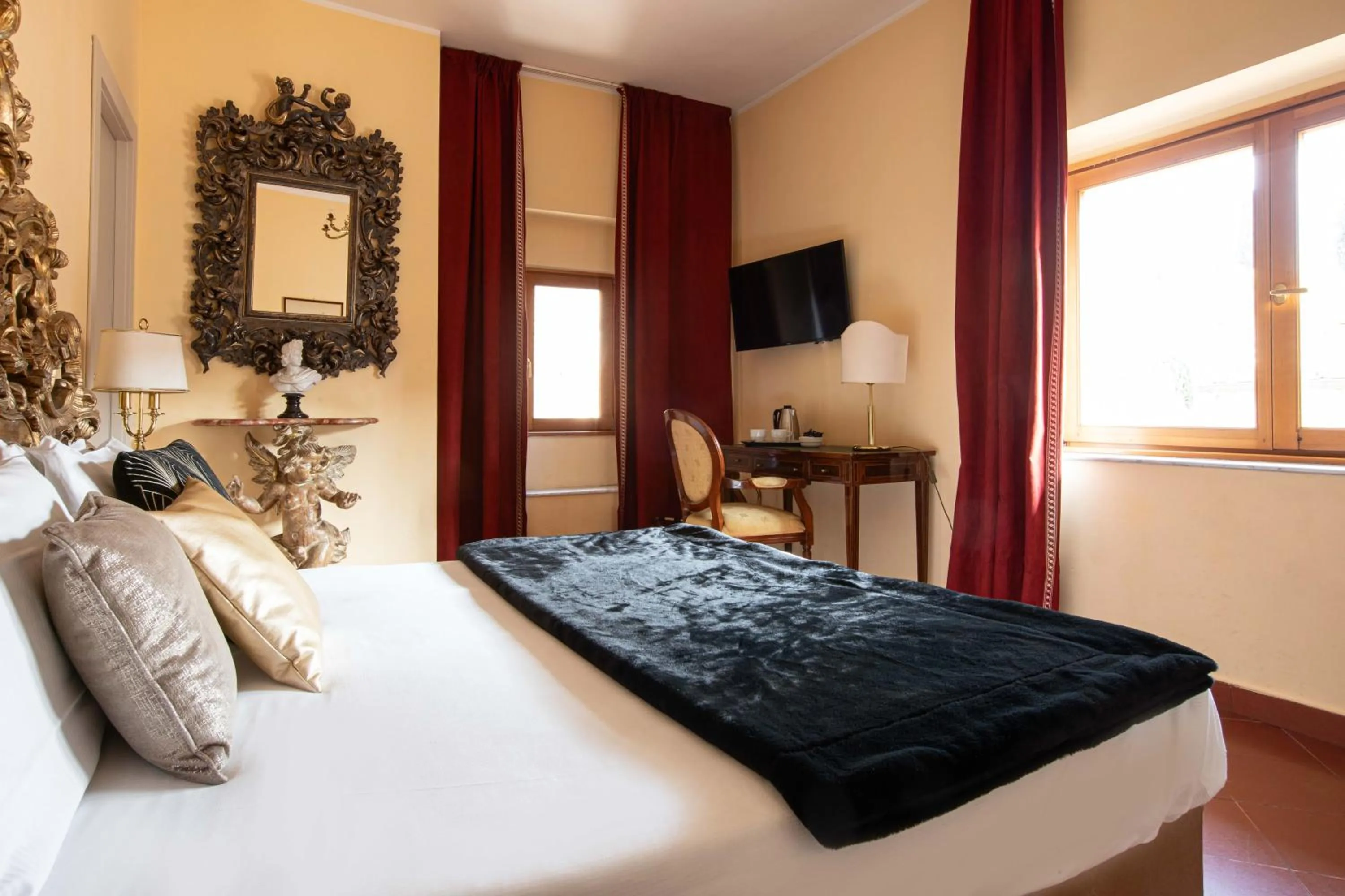 Bed in Il Monastero Collection