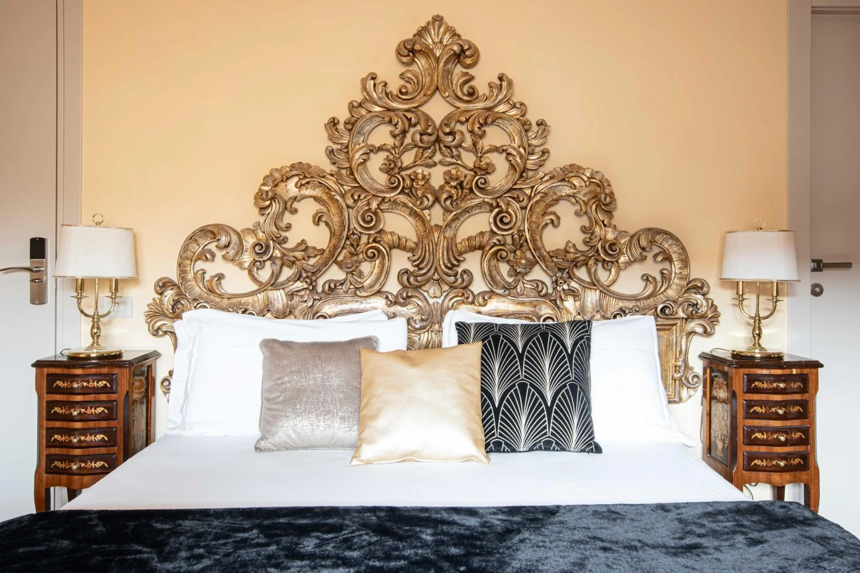 Bed in Il Monastero Collection