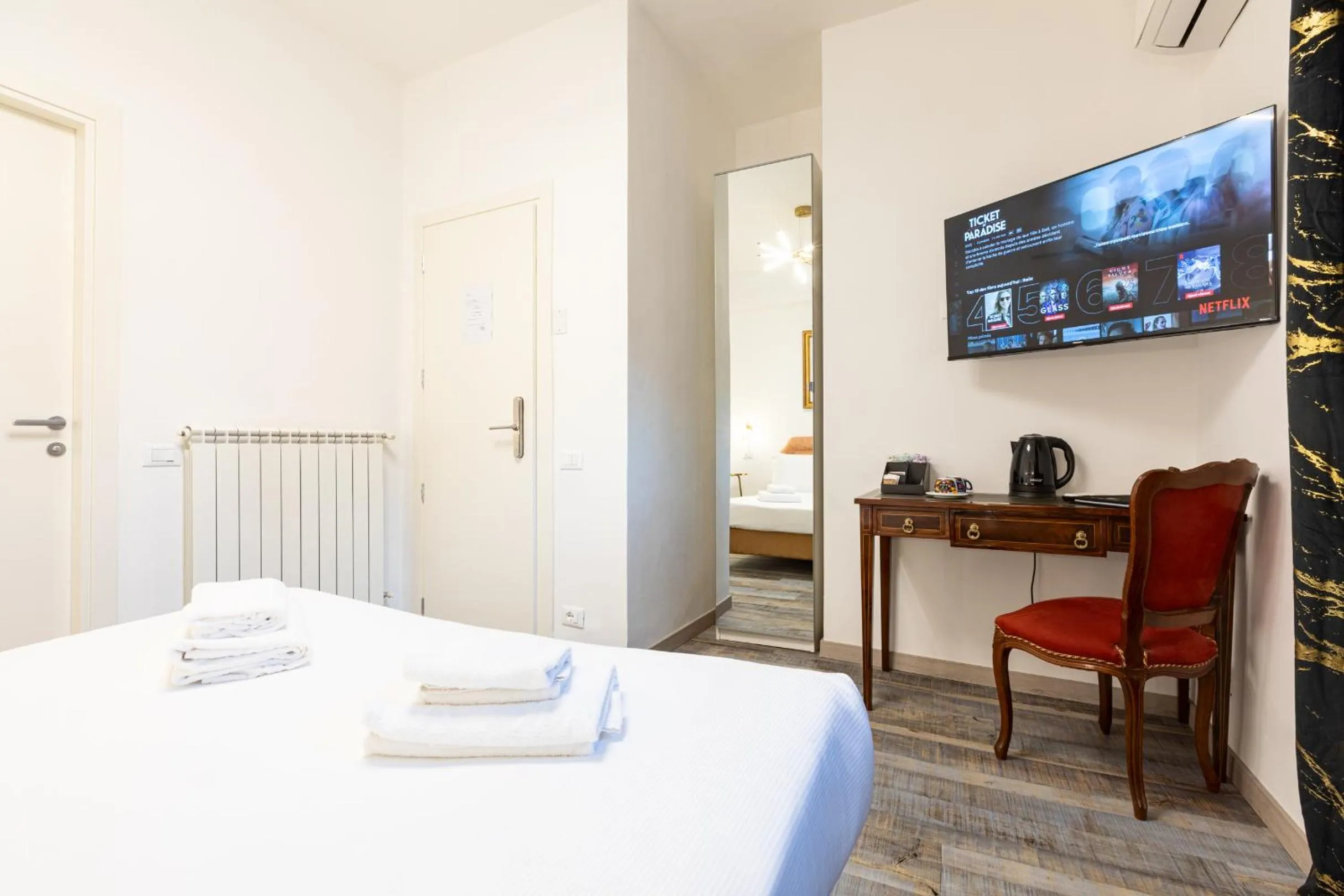 Bed in Il Monastero Collection