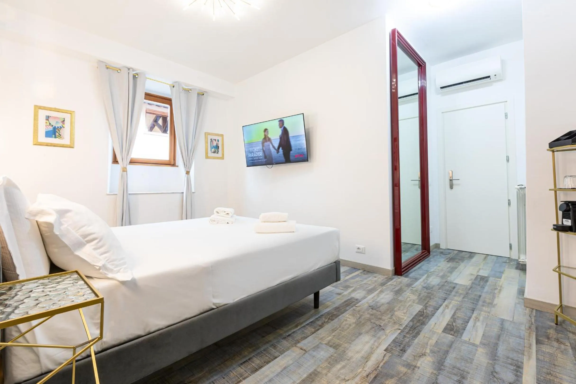 Bed in Il Monastero Collection