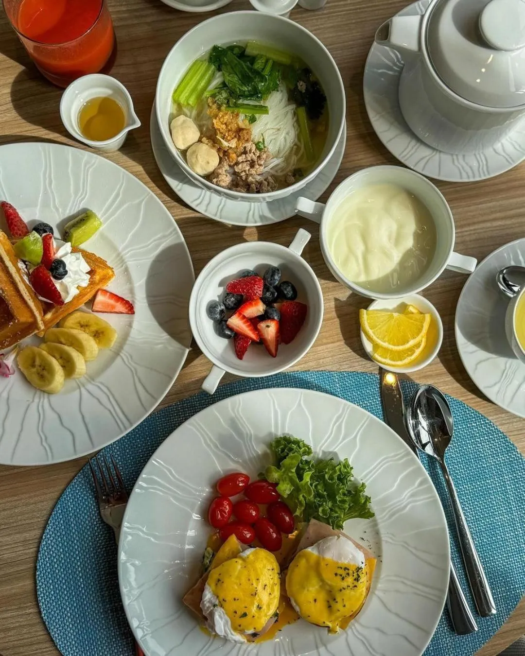 Breakfast in Marriott Executive Apartments Bangkok, Sukhumvit 101