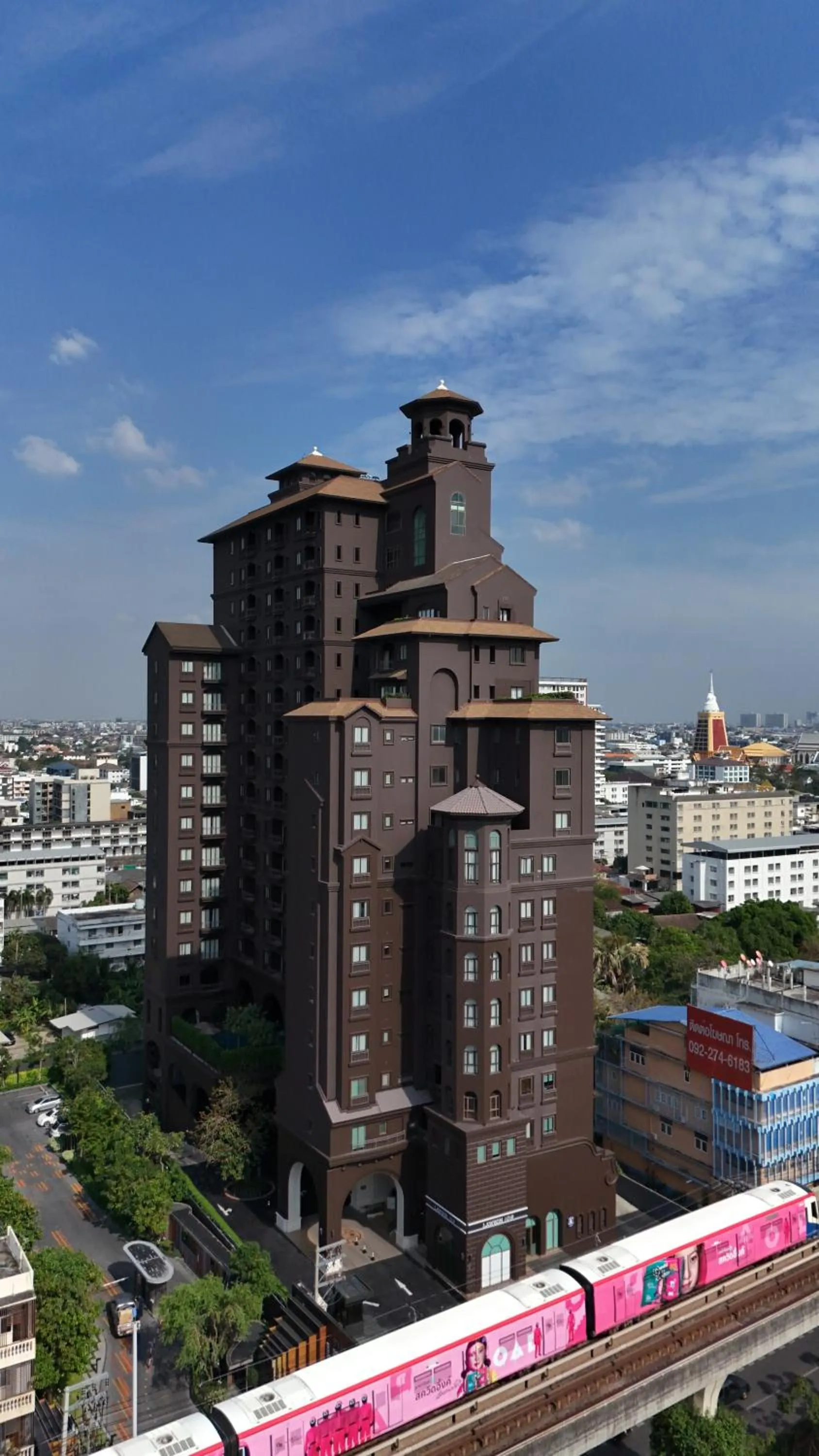 Property building in Marriott Executive Apartments Bangkok, Sukhumvit 101