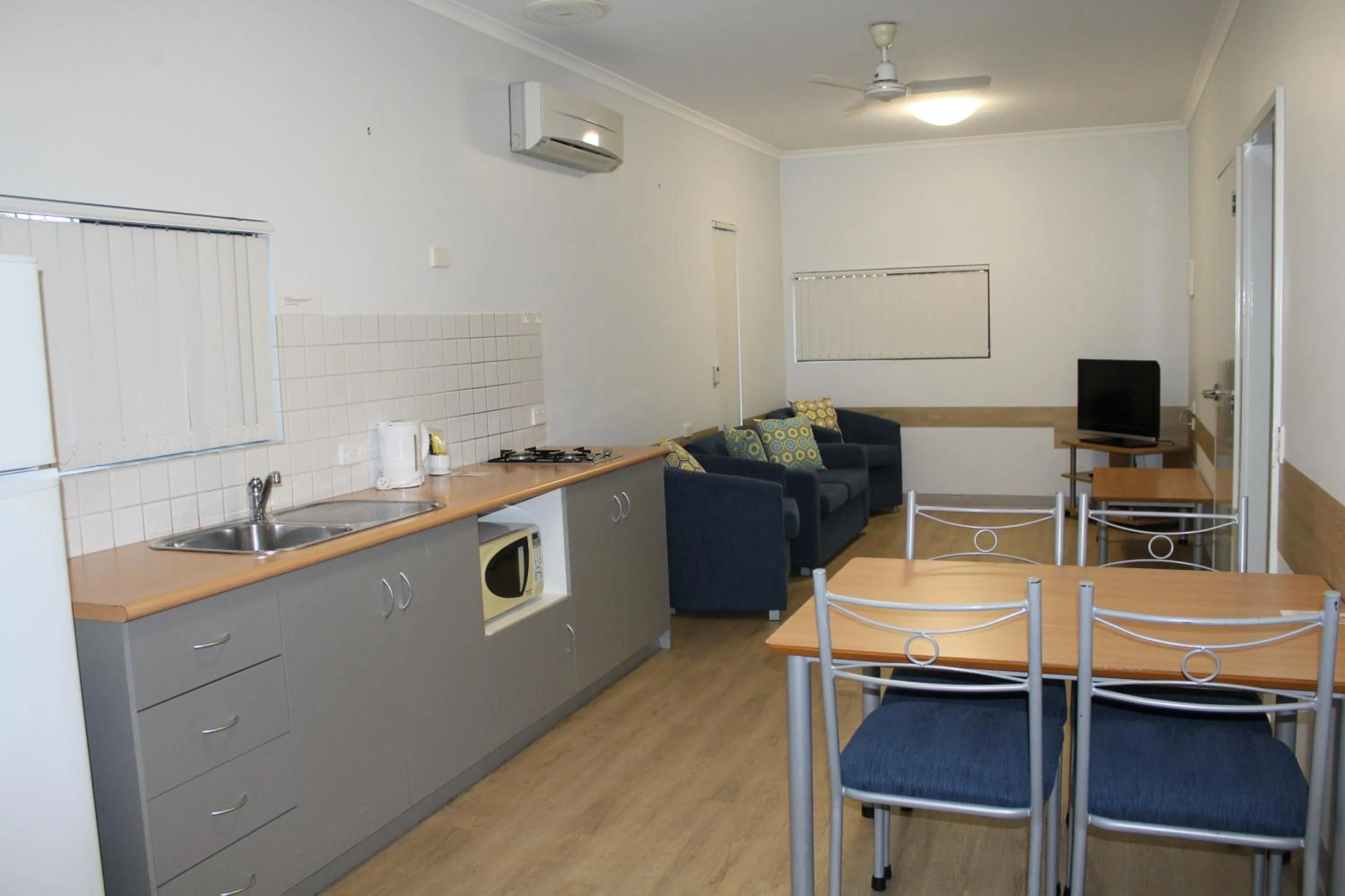 Mandurah Ocean Marina Chalets