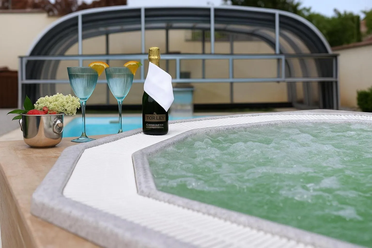 Hot Tub in Amfora Panzió