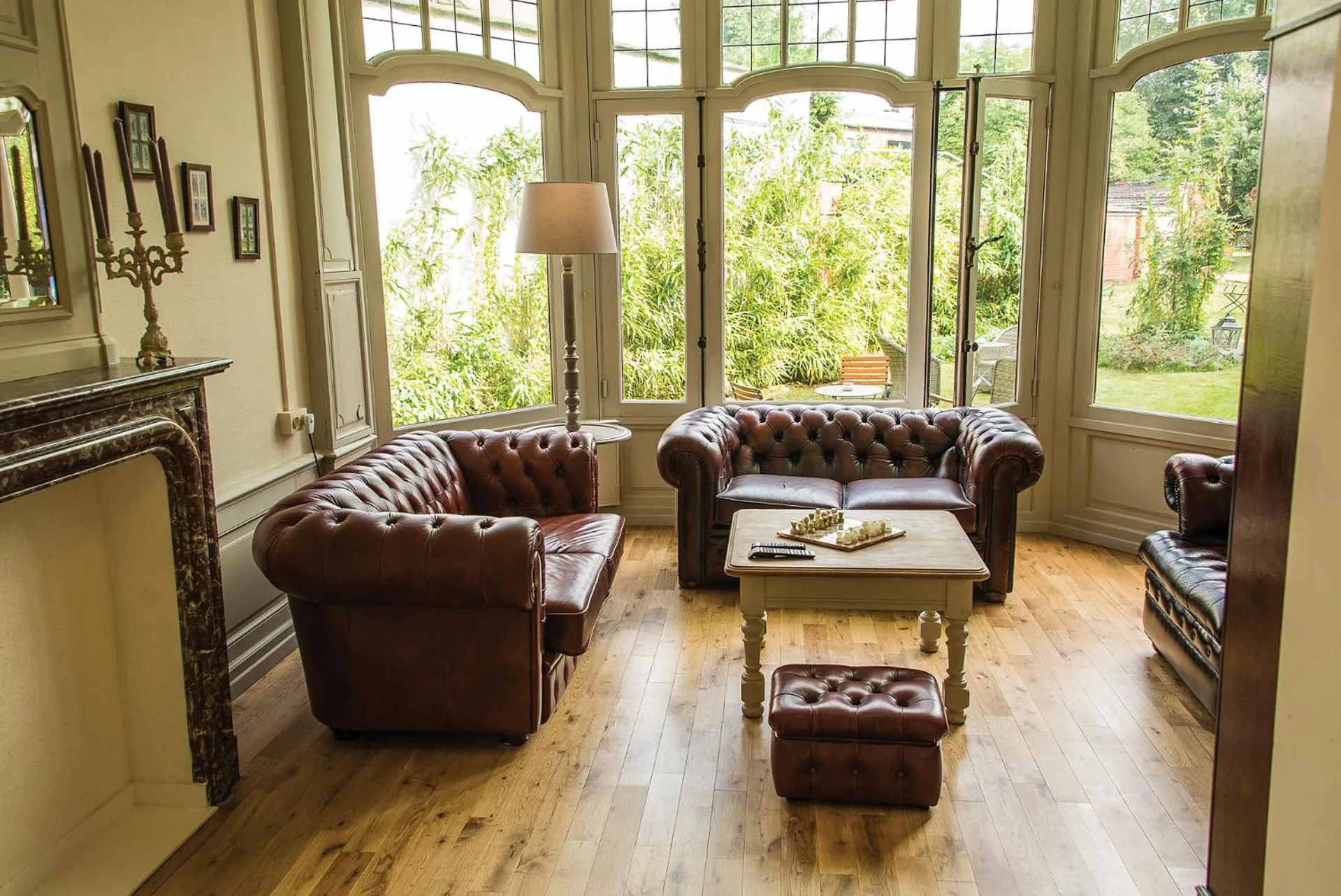 Library in Hotel Saint Georges