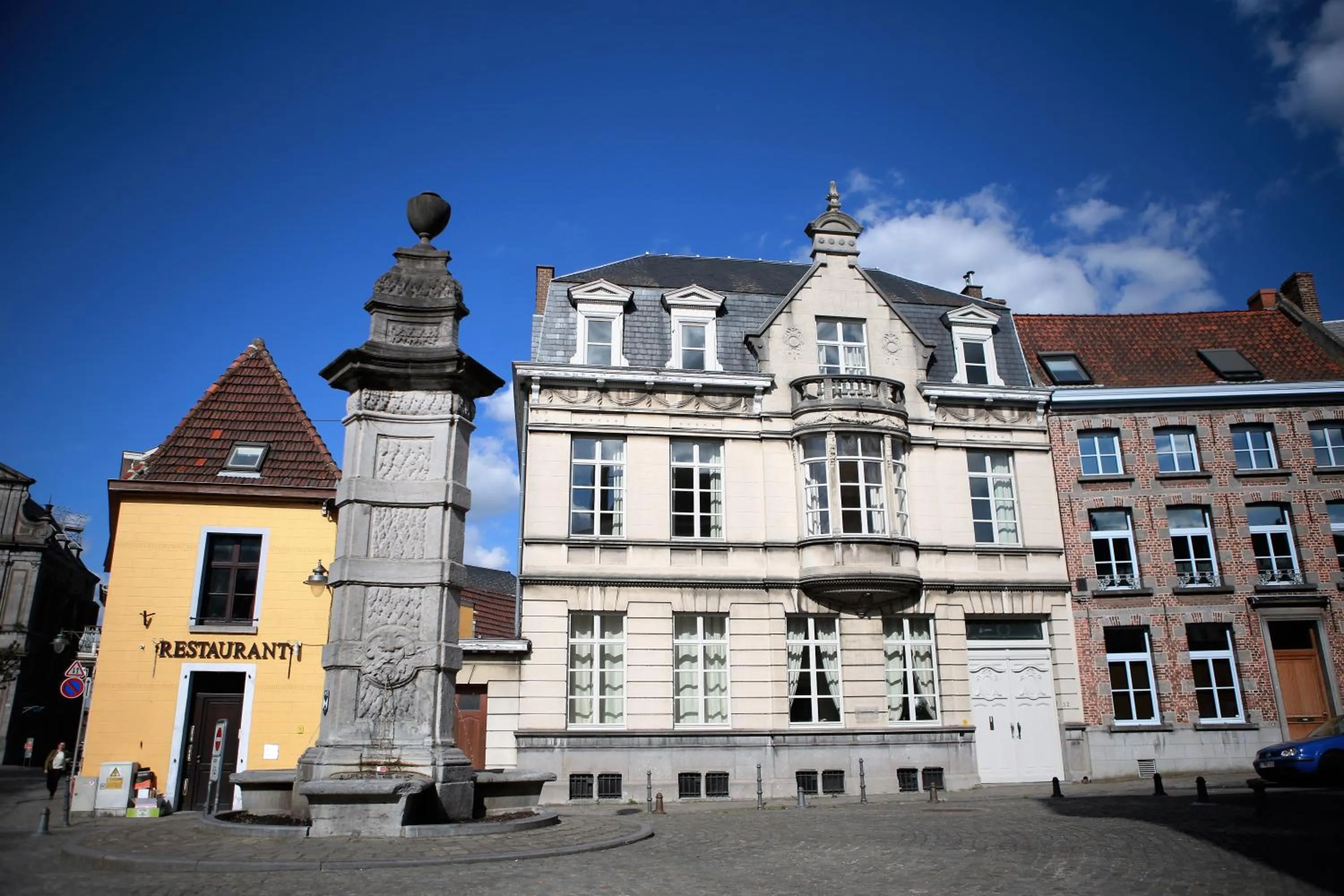 Property building in Hotel Saint Georges