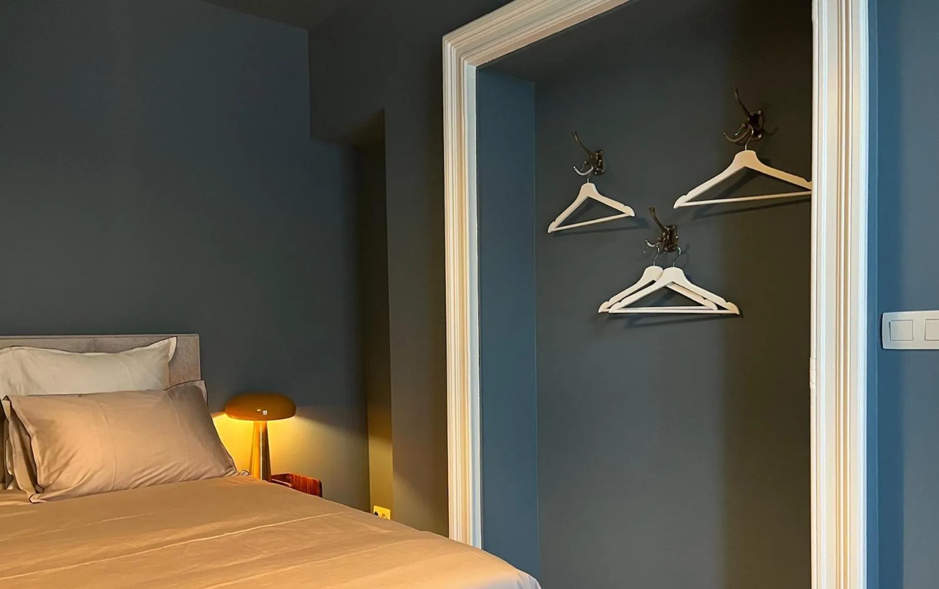 Bed in Hotel Saint Georges