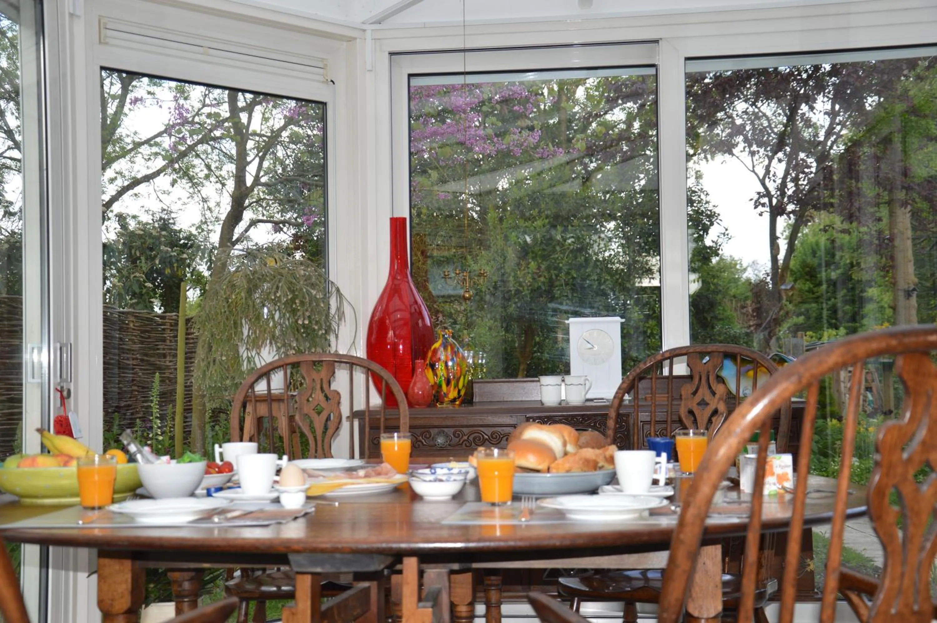 Food and drinks in B & B Boezeneren