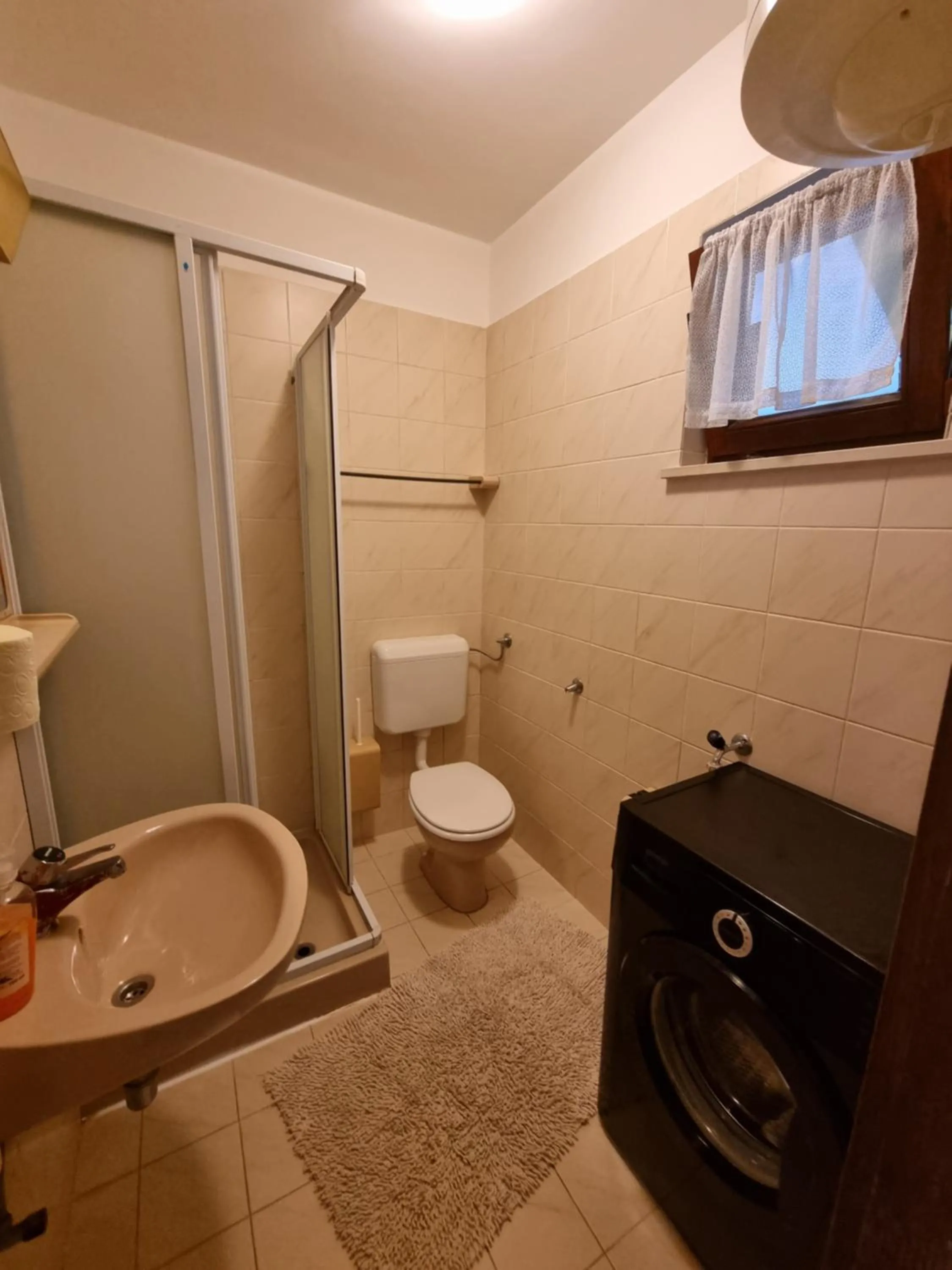 Bathroom in Apartment Grbac