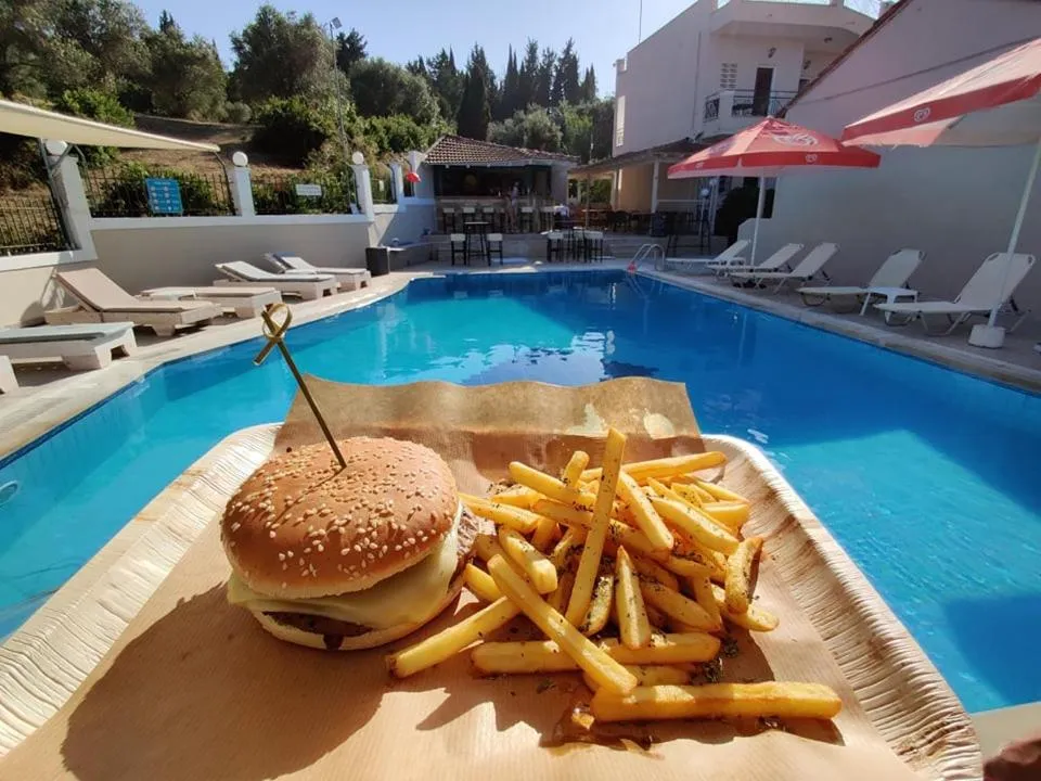 Food in Kalypso studio Resorts