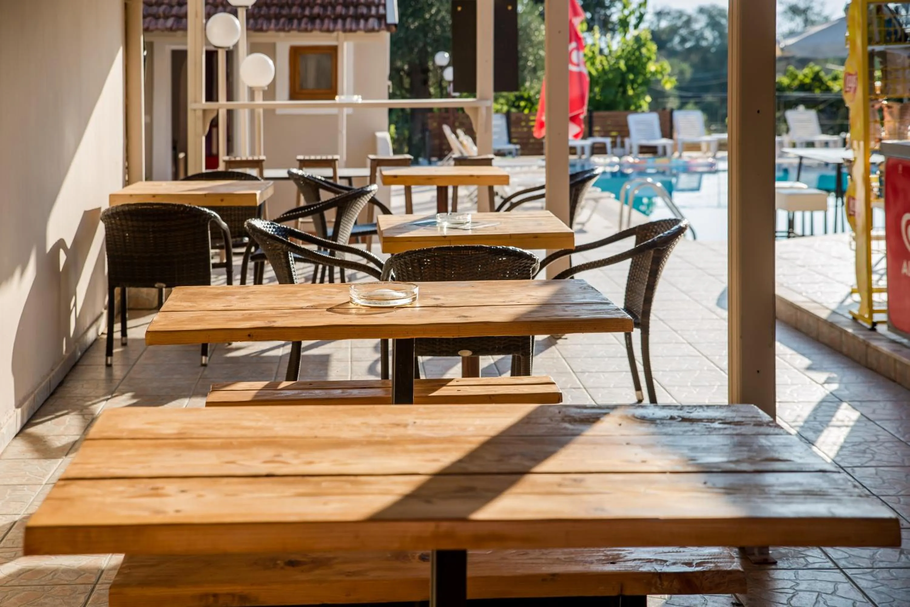 Restaurant/places to eat in Kalypso studio Resorts