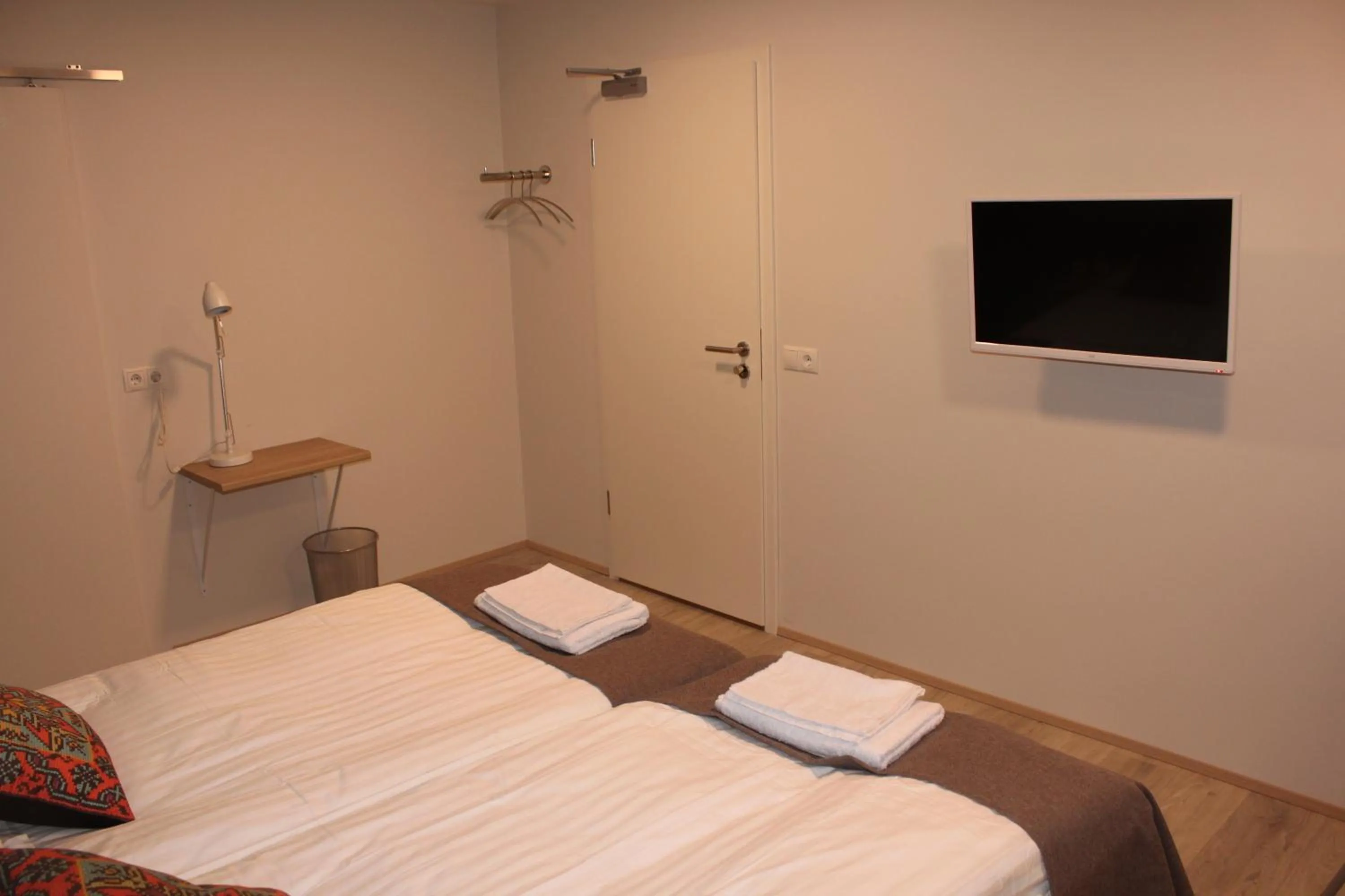 Property building, Bed in Brekkugerdi Guesthouse