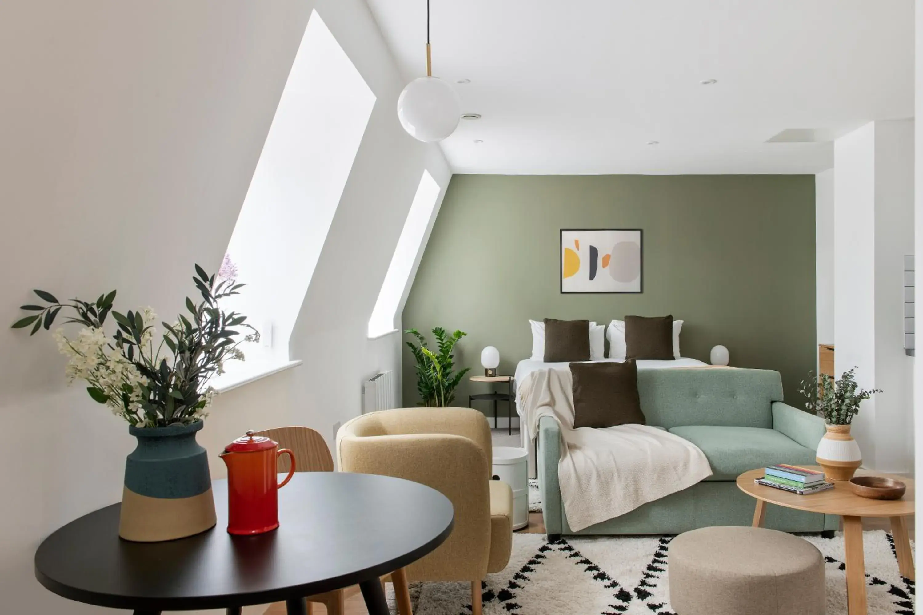 Studio Apartment in Cove Minshull Street Studio Apartment in Cove Minshull Street