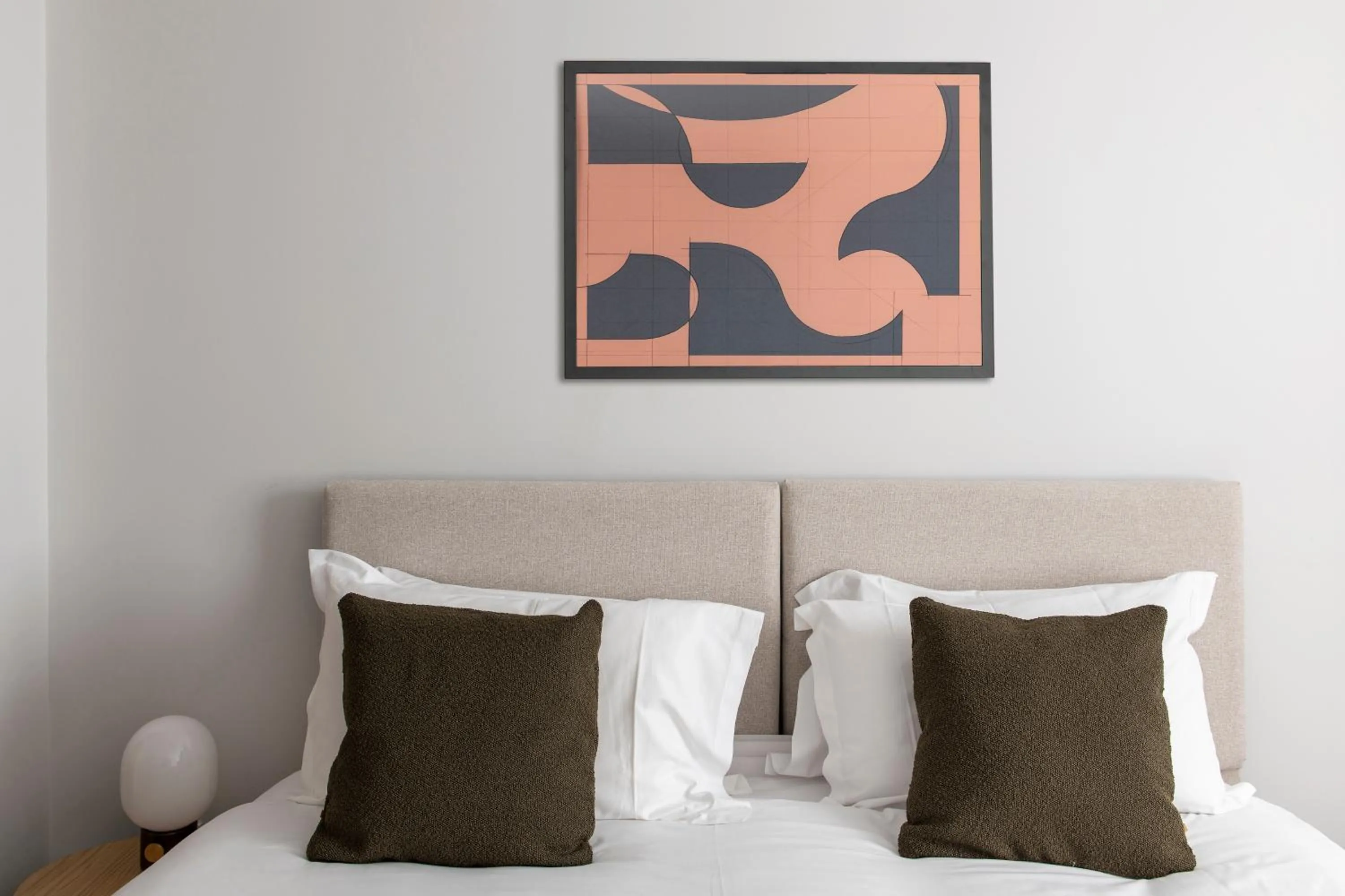 Bed in Cove Minshull Street