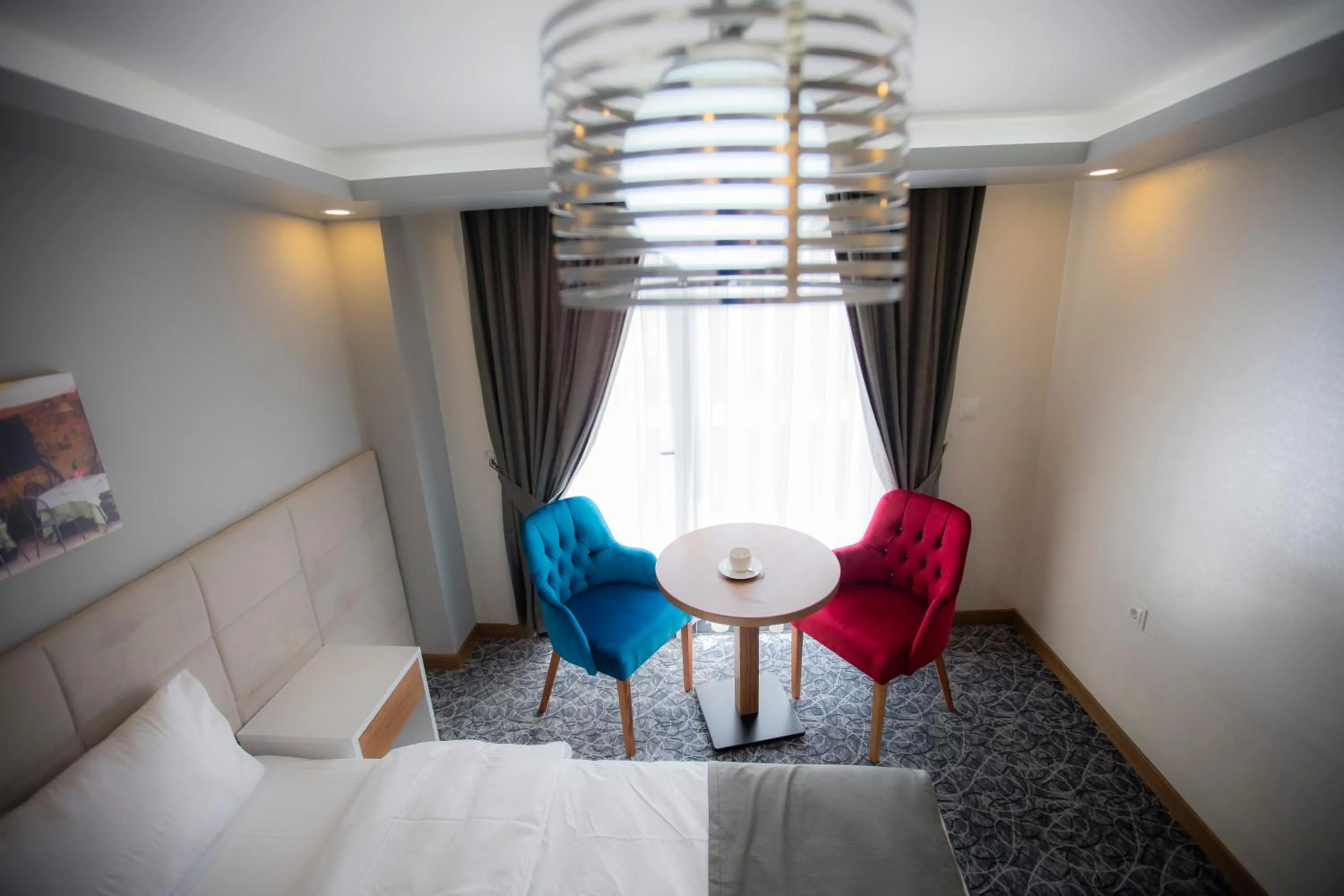 Photo of the whole room, Bed in Royal İnci Hotel