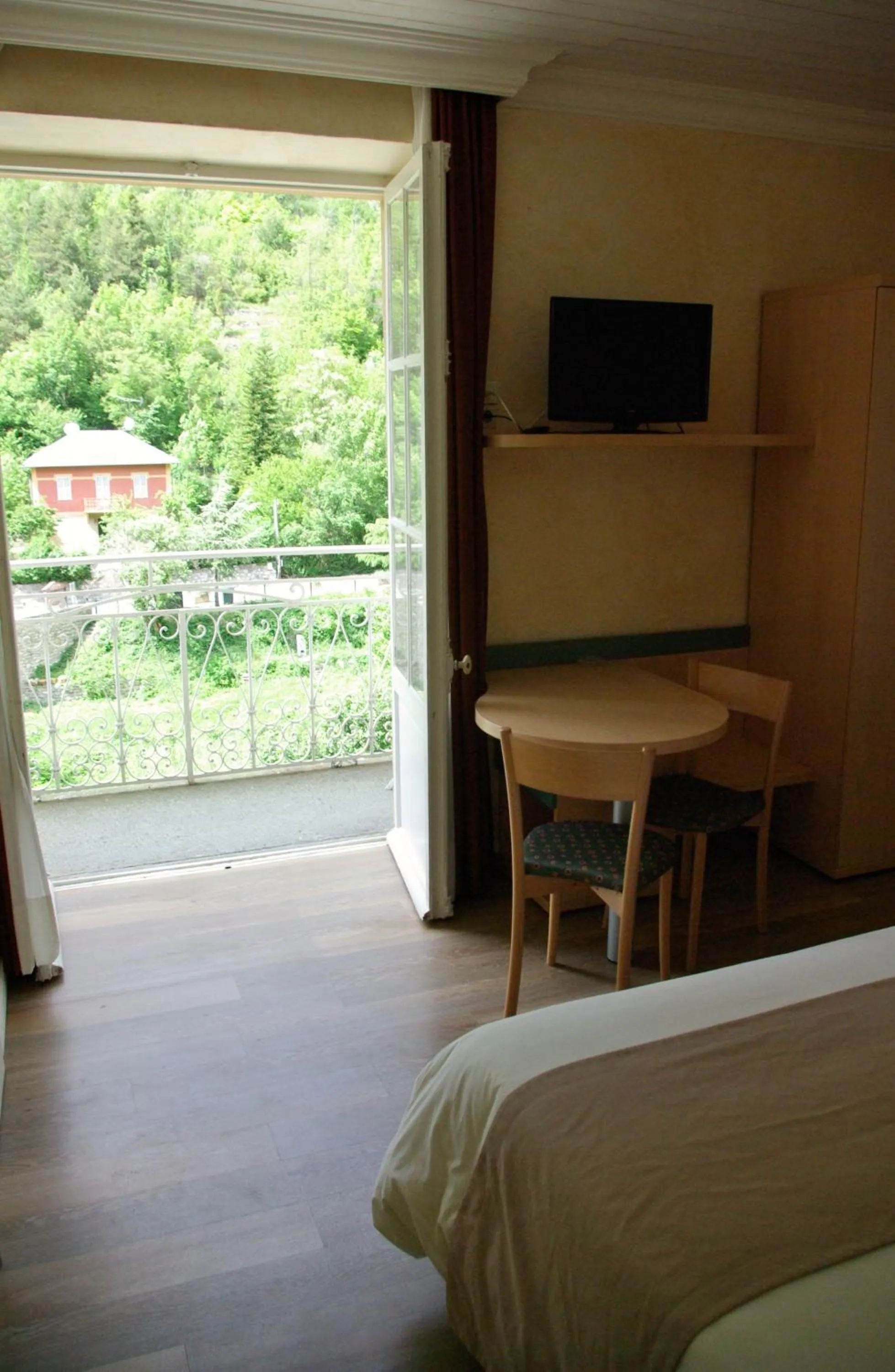 Balcony/Terrace in Le Mirval