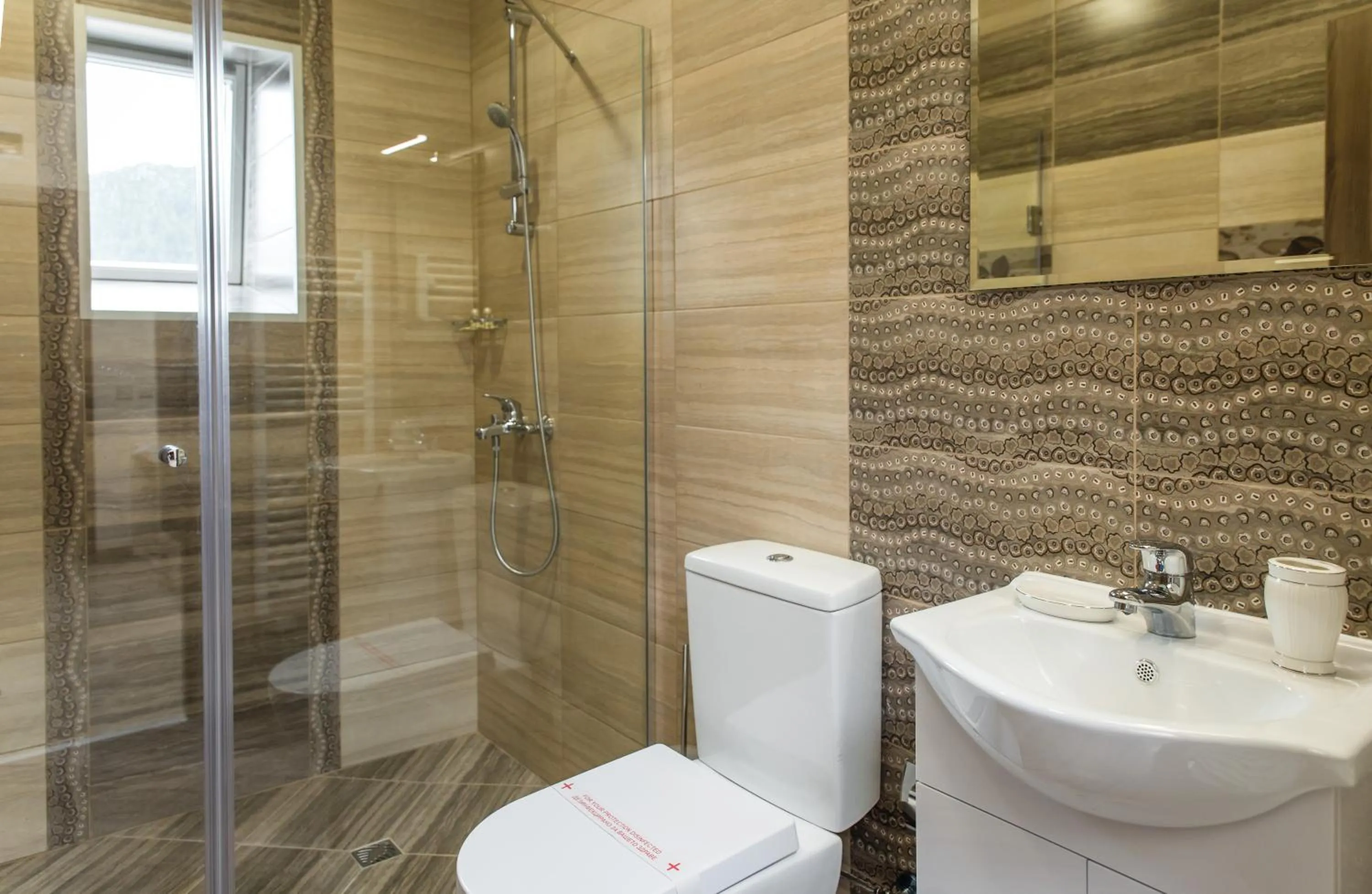 Bathroom in Emmar Zlatograd