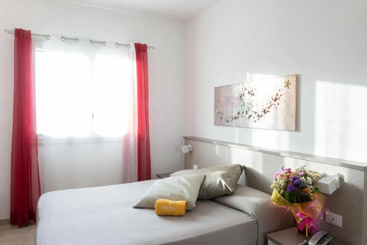 Bedroom, Bed in La Blanca Resort & Spa