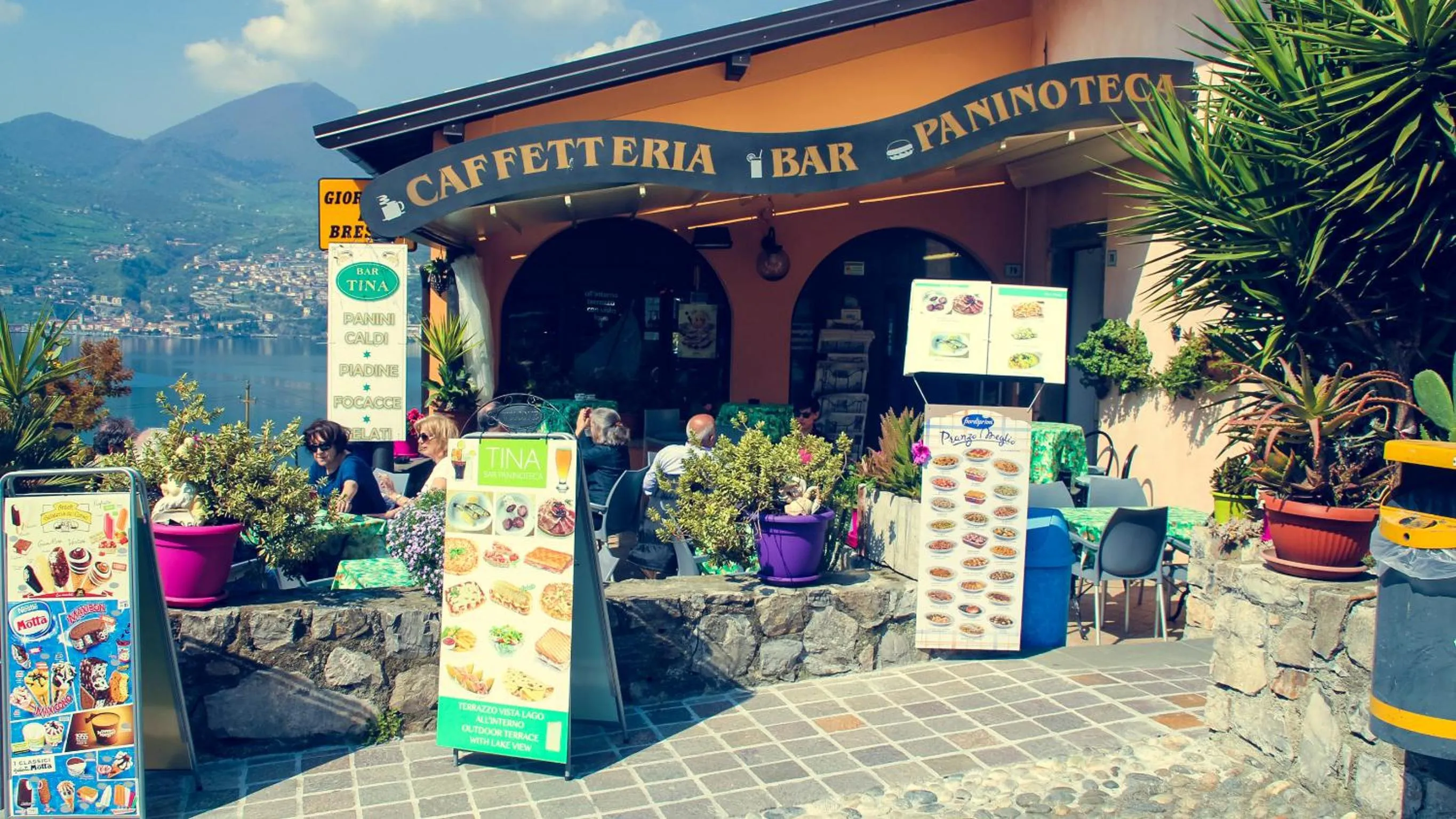 Lounge or bar in B&B Tina