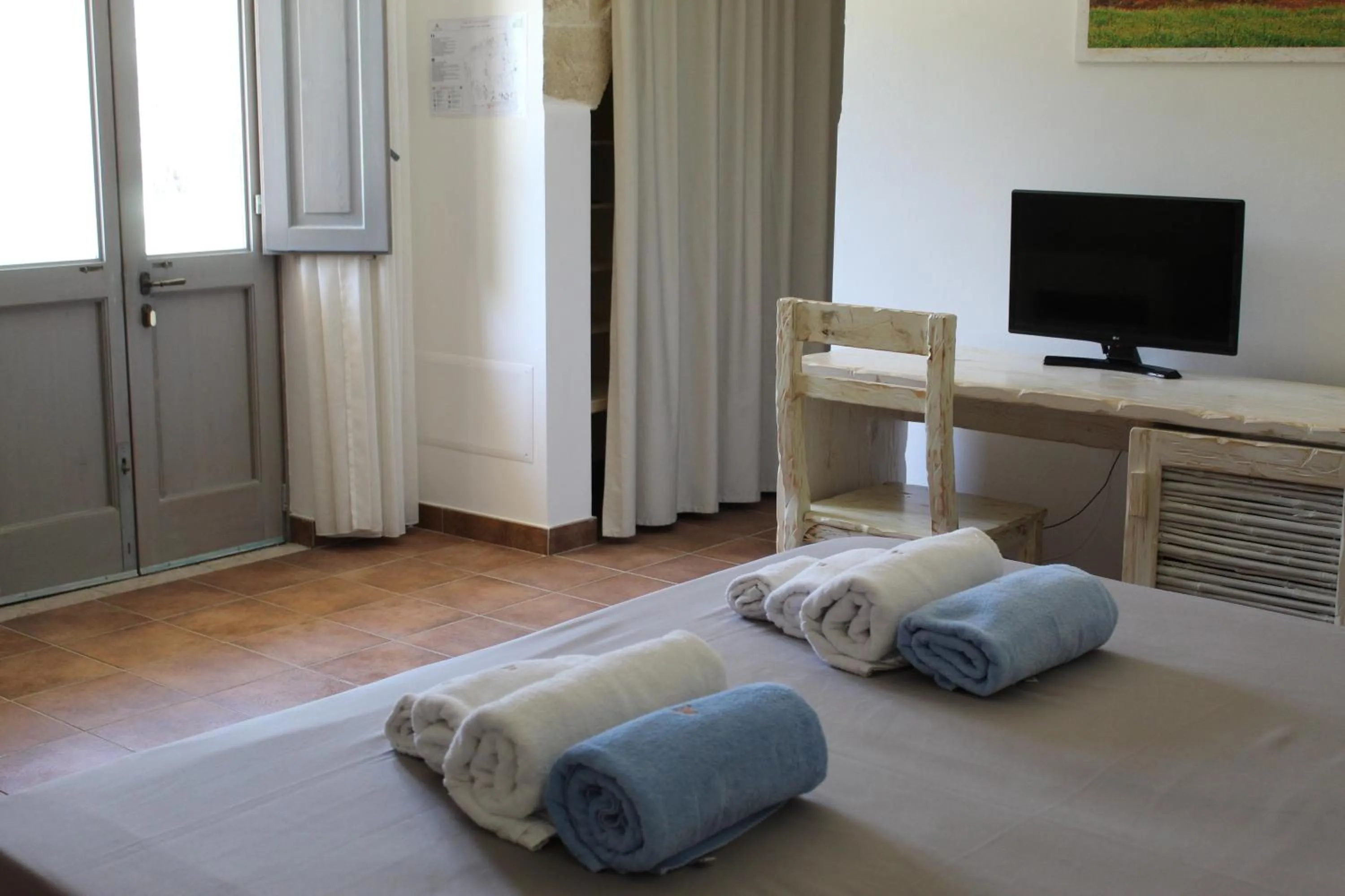 Bedroom, Bed in Masseria Relais Santa Teresa