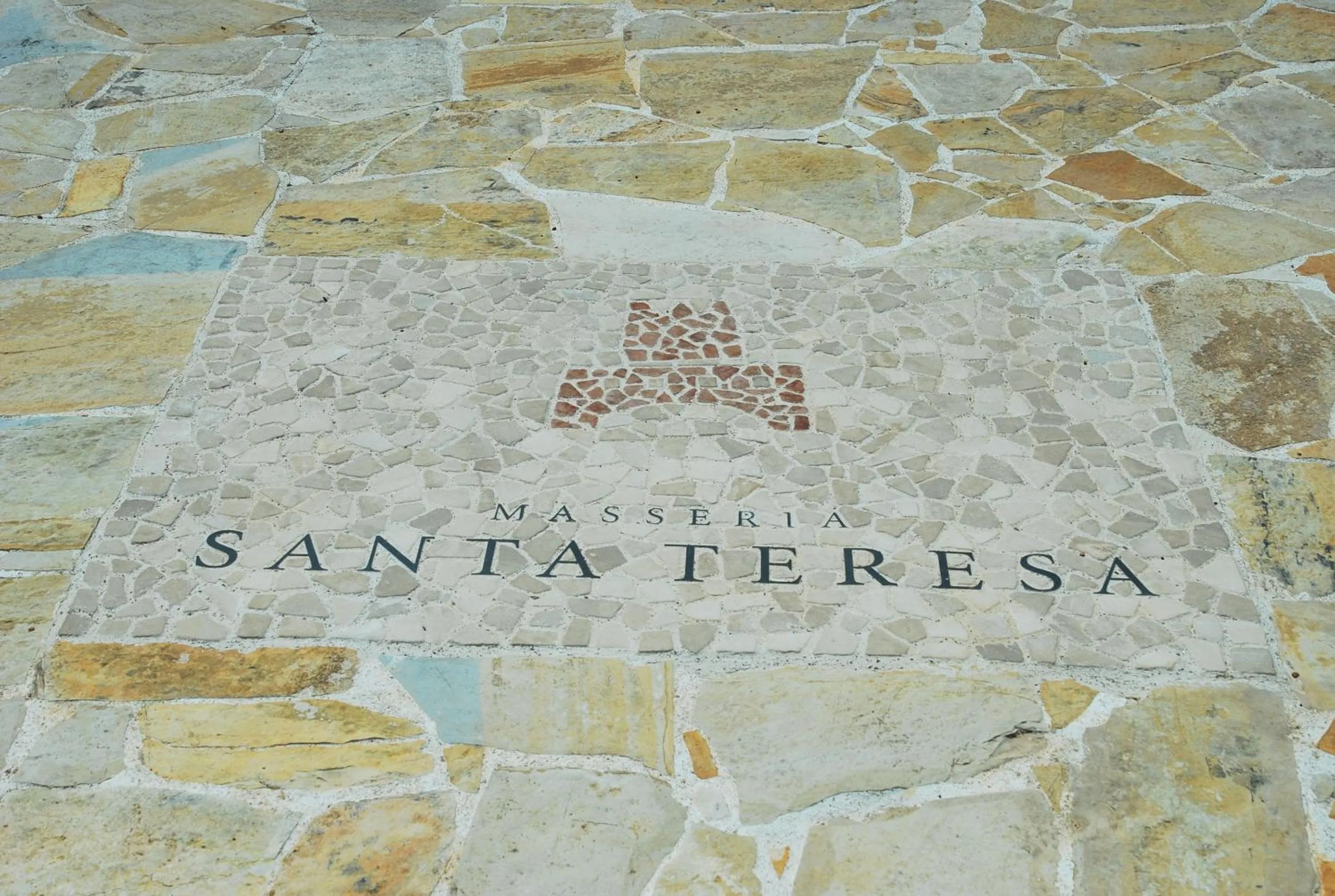 Logo/Certificate/Sign in Masseria Relais Santa Teresa