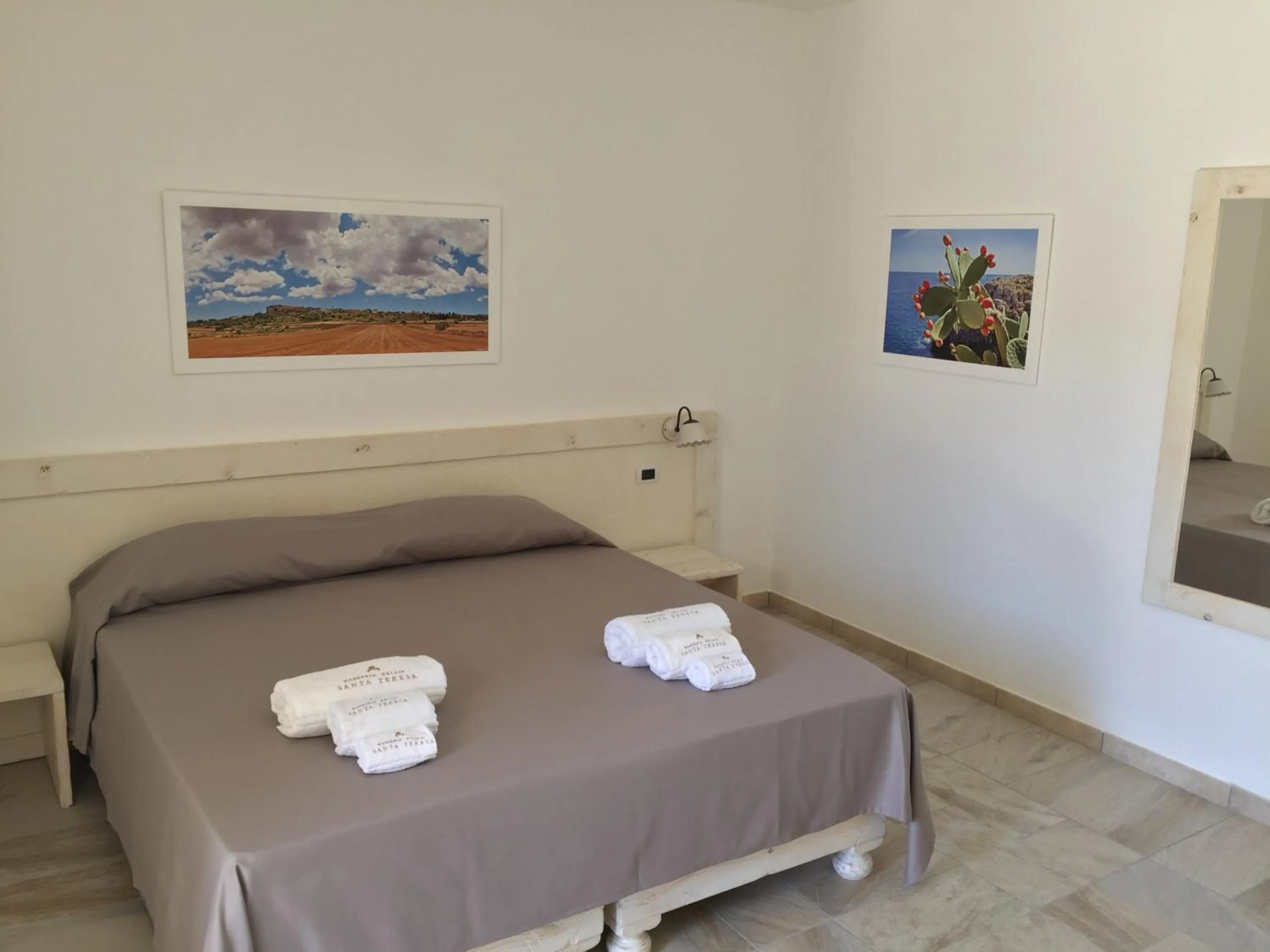 Bed in Masseria Relais Santa Teresa