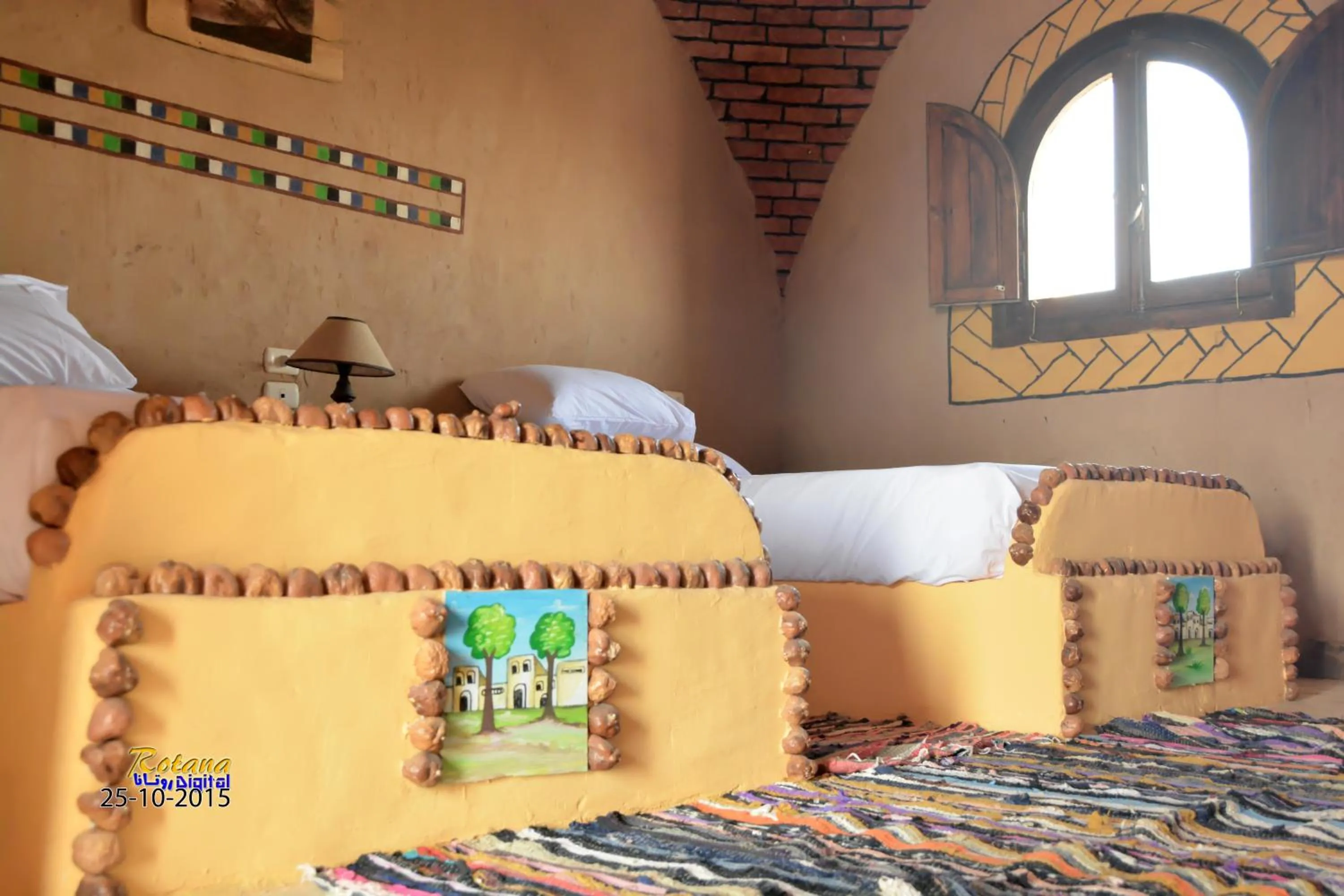 Photo of the whole room, Bed in Qasr El Bagawat Hotel