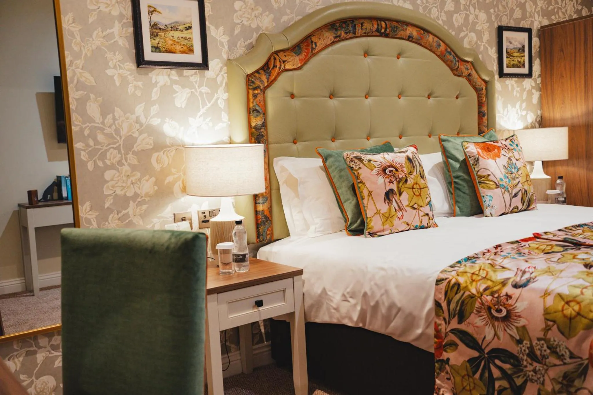 Bed in The Golden Fleece Hotel, Thirsk, North Yorkshire - The Coaching Inn Group