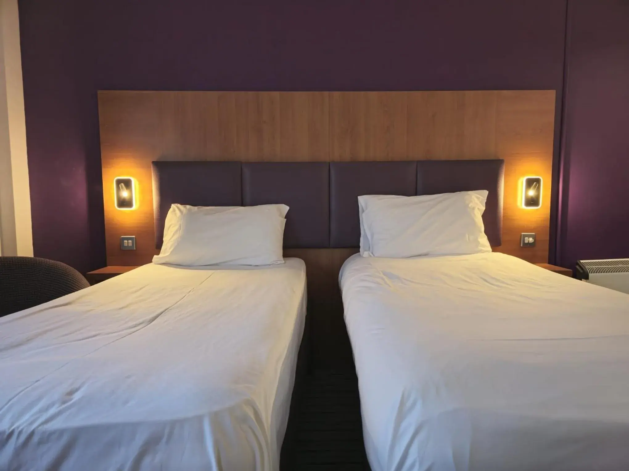 Standard Twin Room in Tyger Inn Derby Standard Twin Room in Tyger Inn Derby