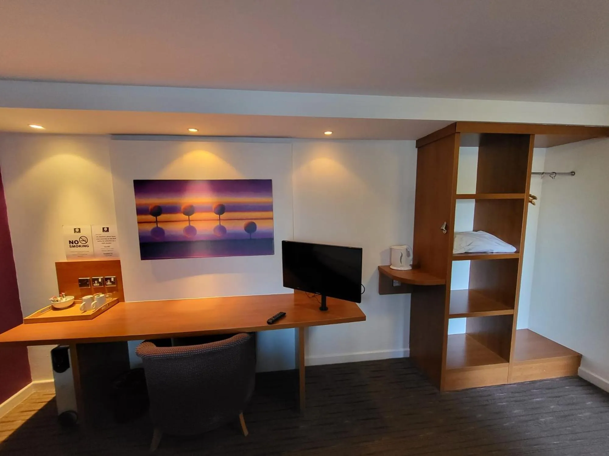 Bedroom in Tyger Inn Derby