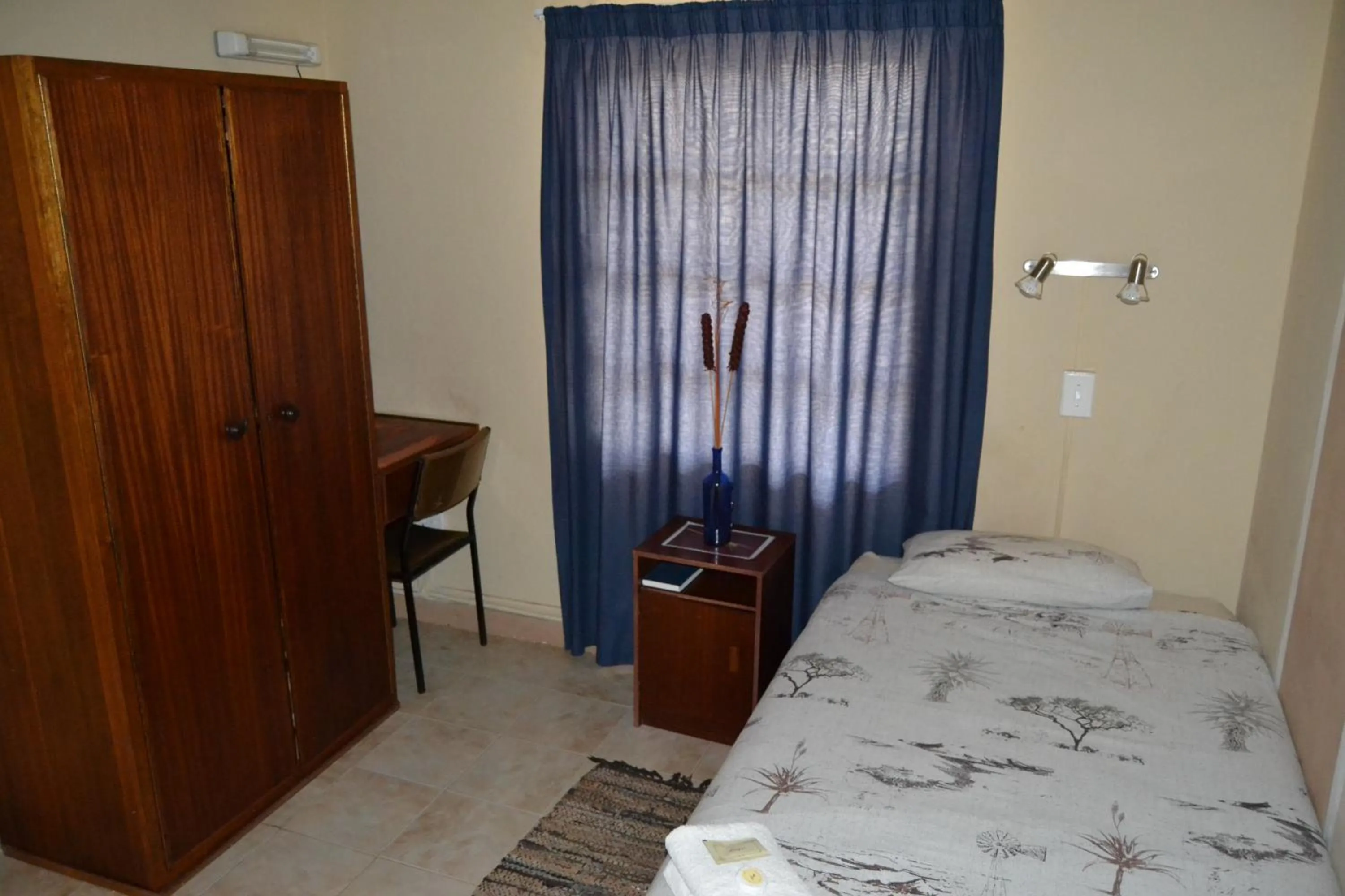 Photo of the whole room in Kenhardt Hotel