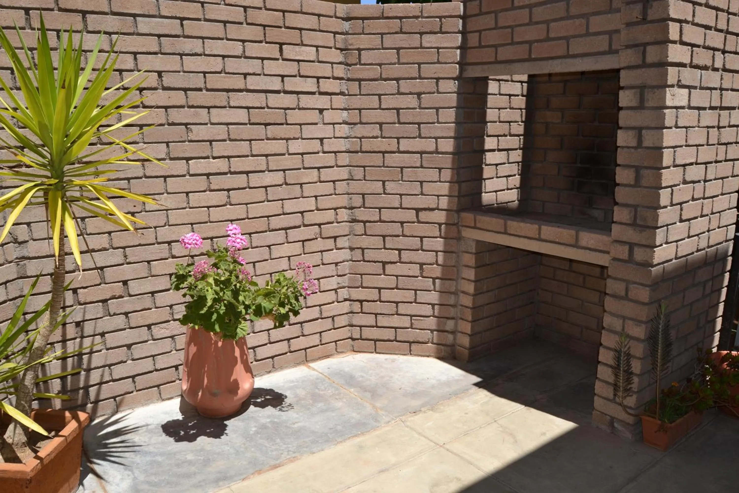 BBQ facilities in Kenhardt Hotel