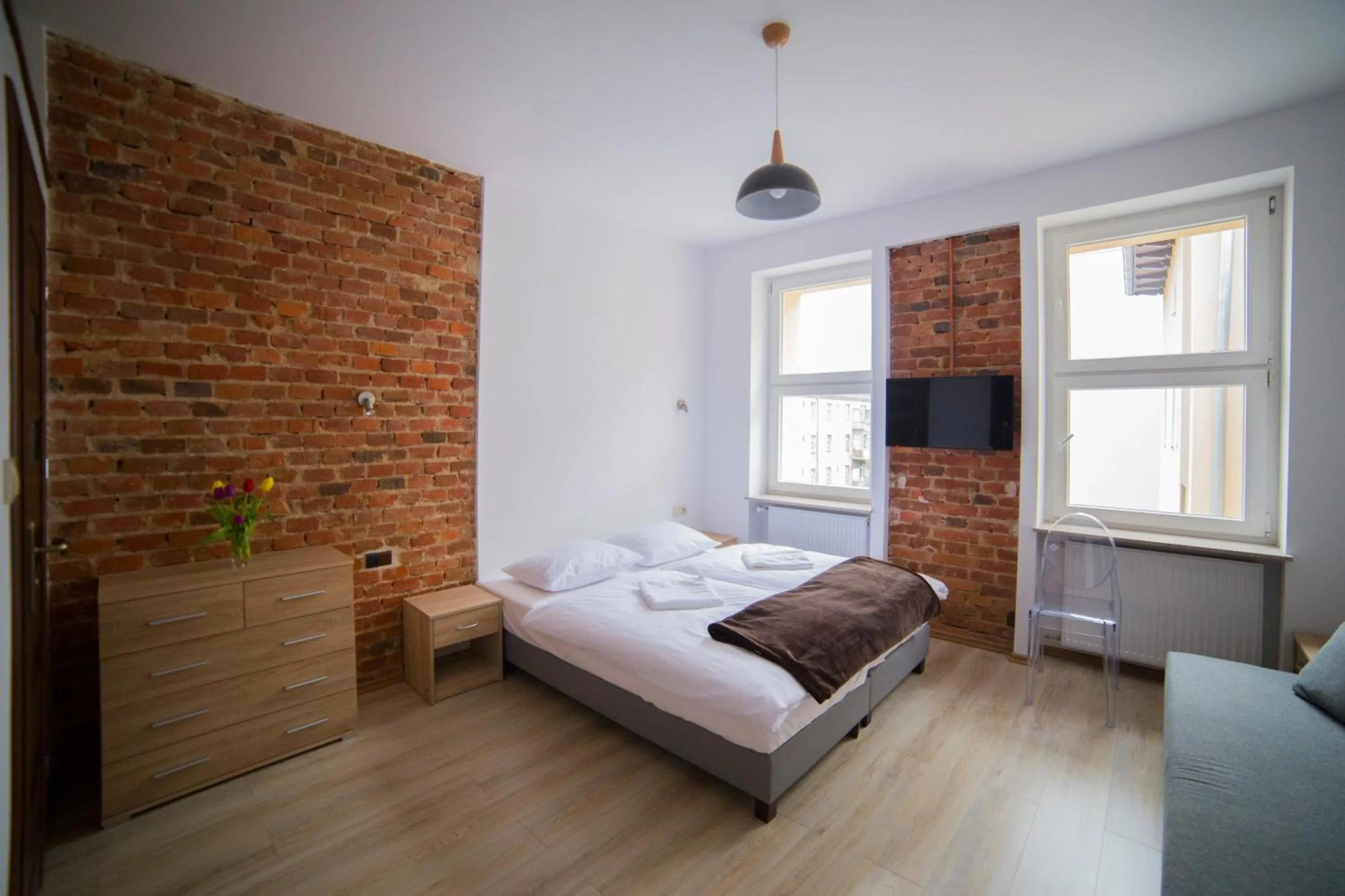 Photo of the whole room, Bed in OperaHostel