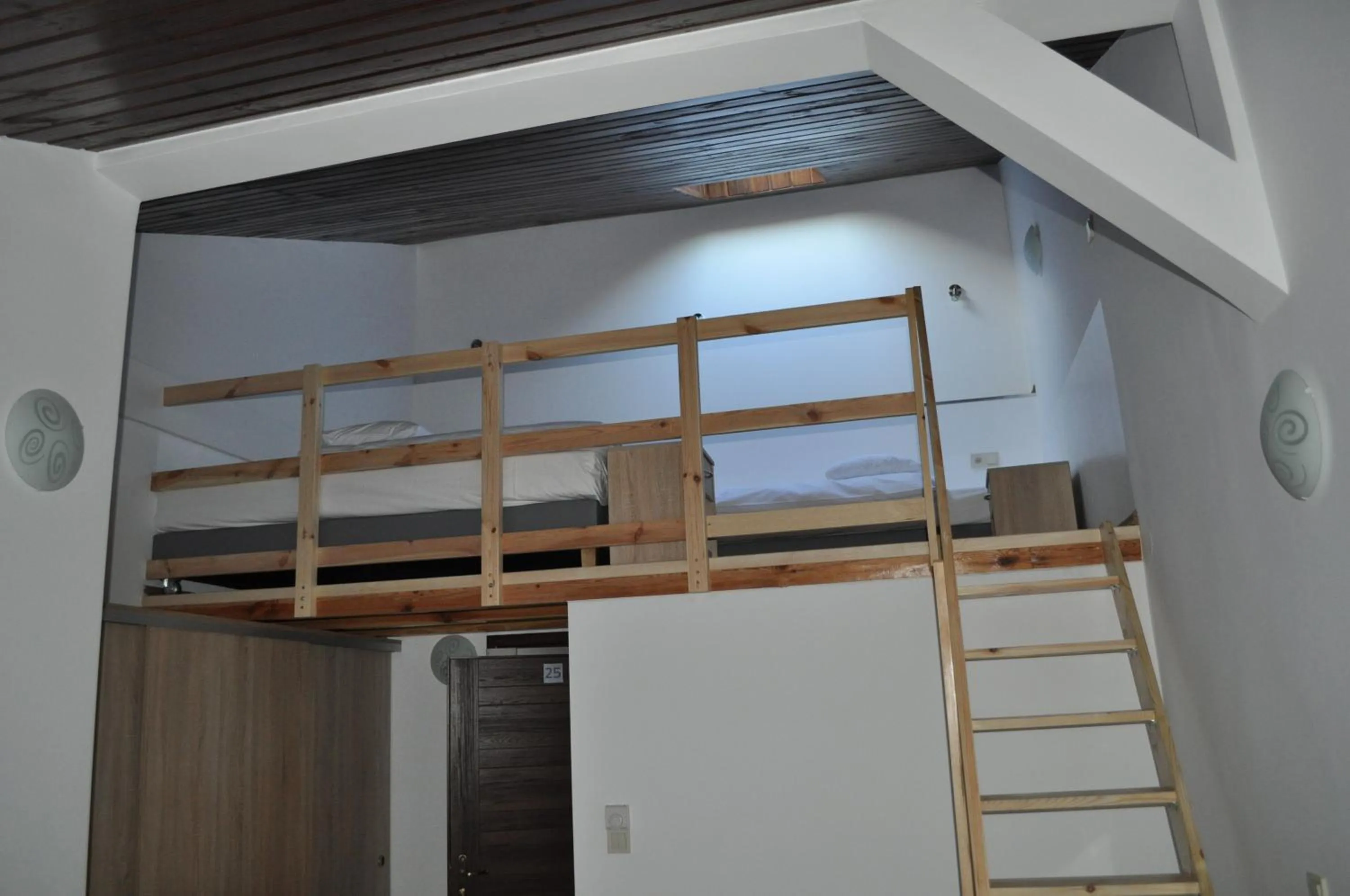 Photo of the whole room, Bed in OperaHostel