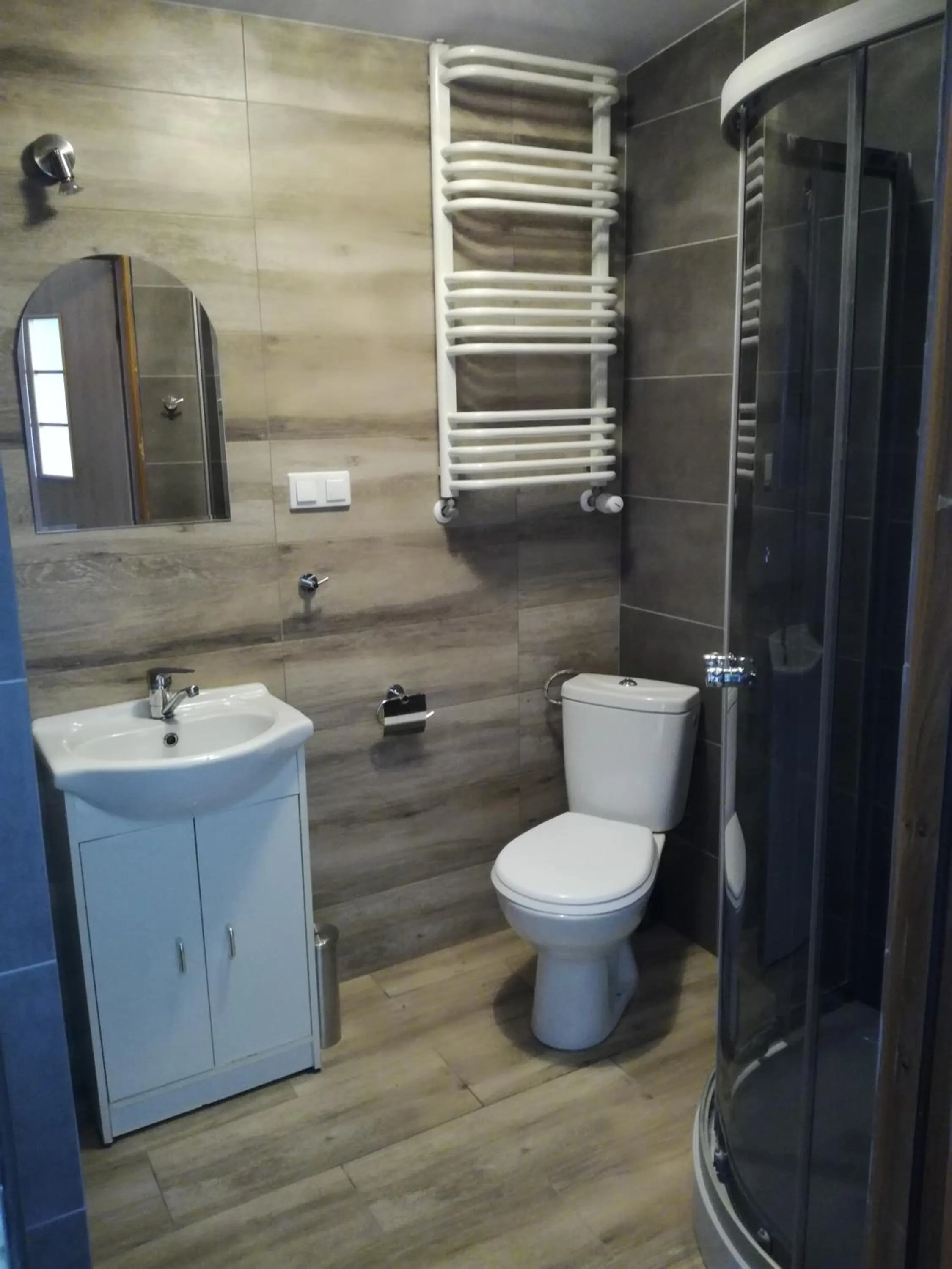 Bathroom in OperaHostel