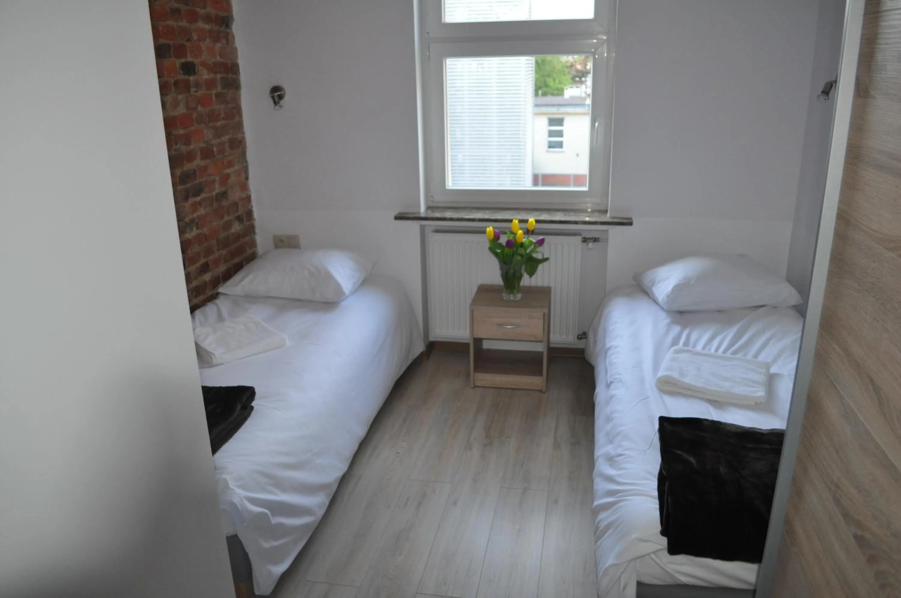 Photo of the whole room, Bed in OperaHostel