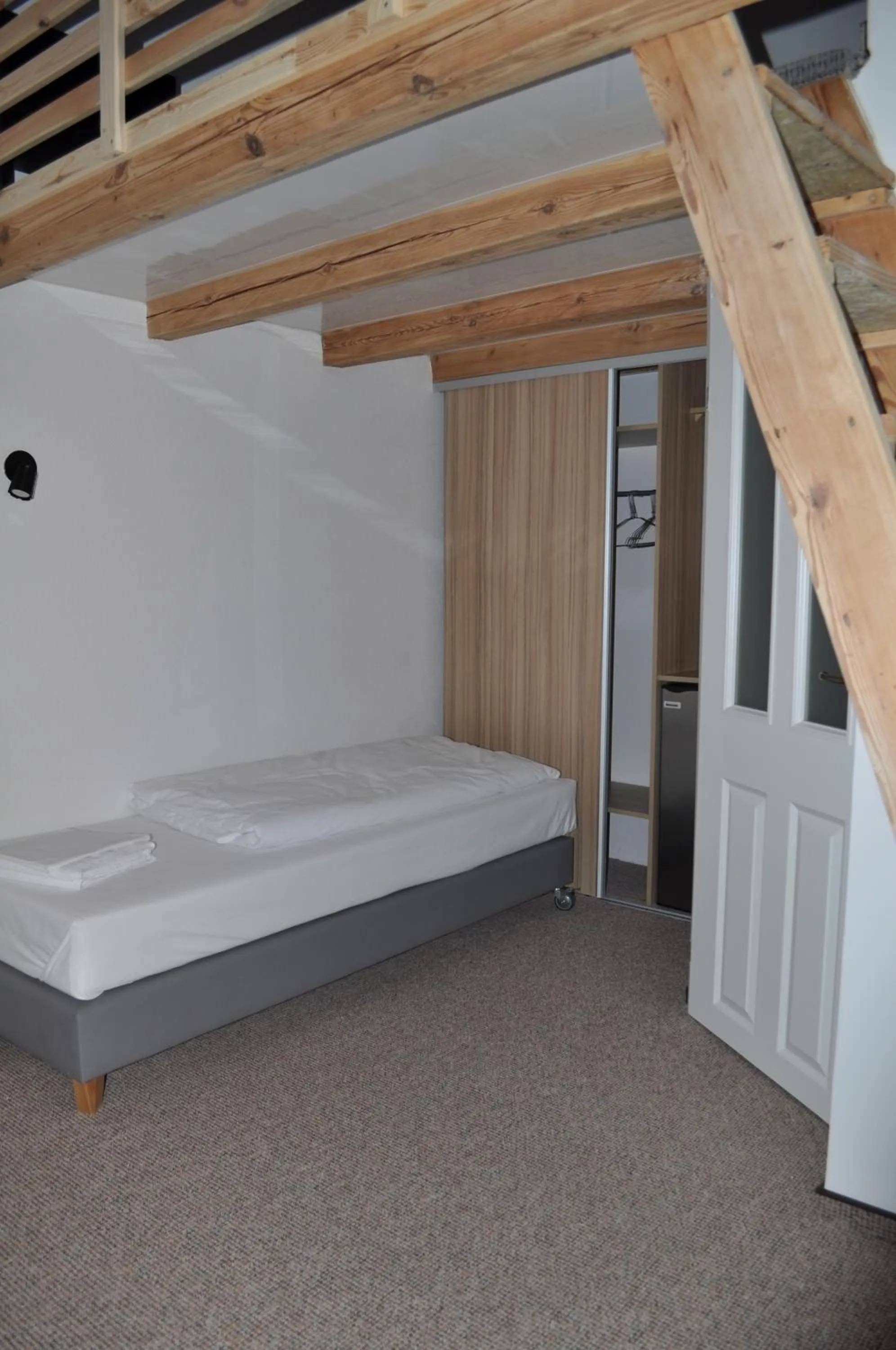 Photo of the whole room, Bed in OperaHostel