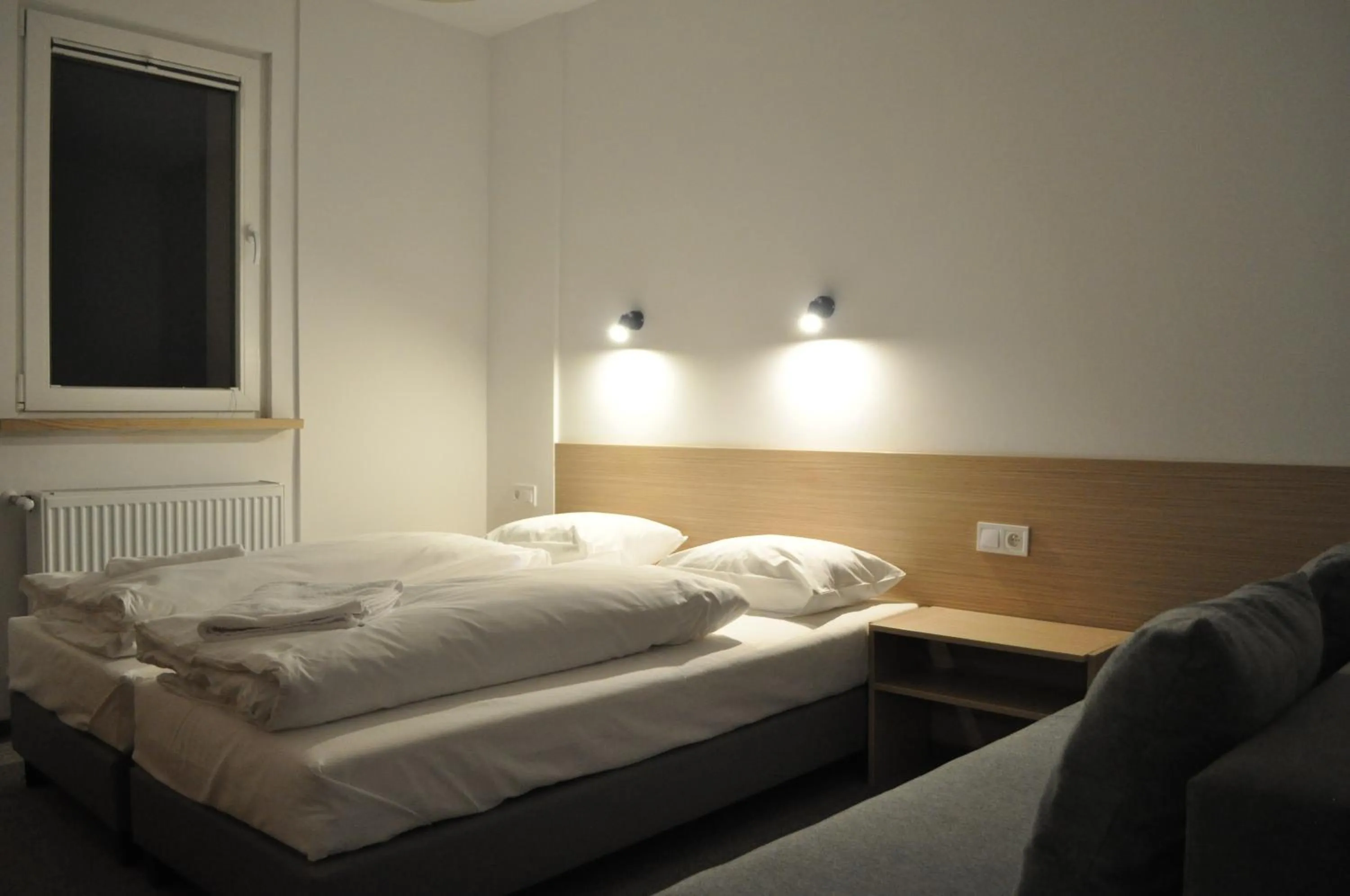 Photo of the whole room, Bed in OperaHostel