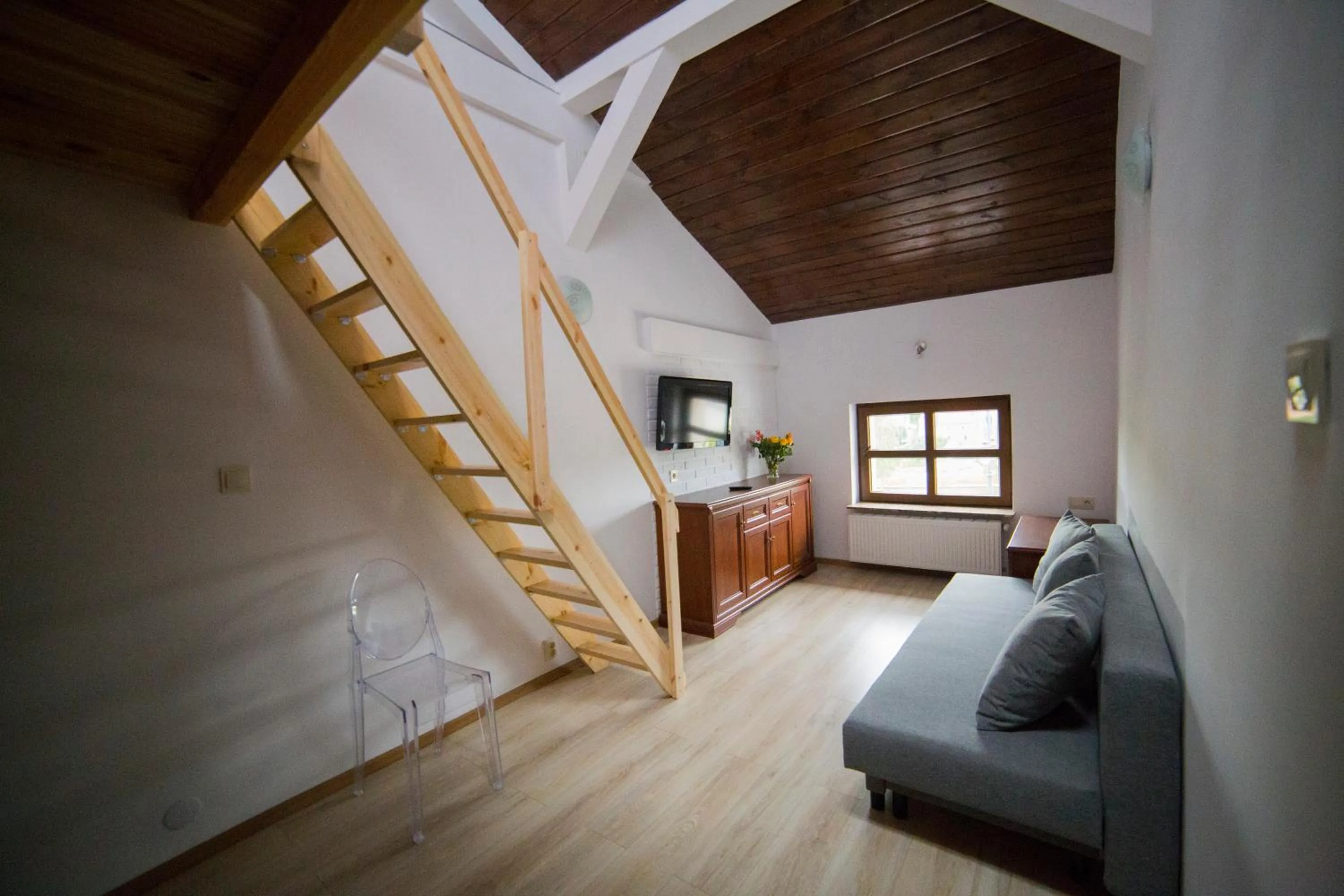 Photo of the whole room, Bed in OperaHostel