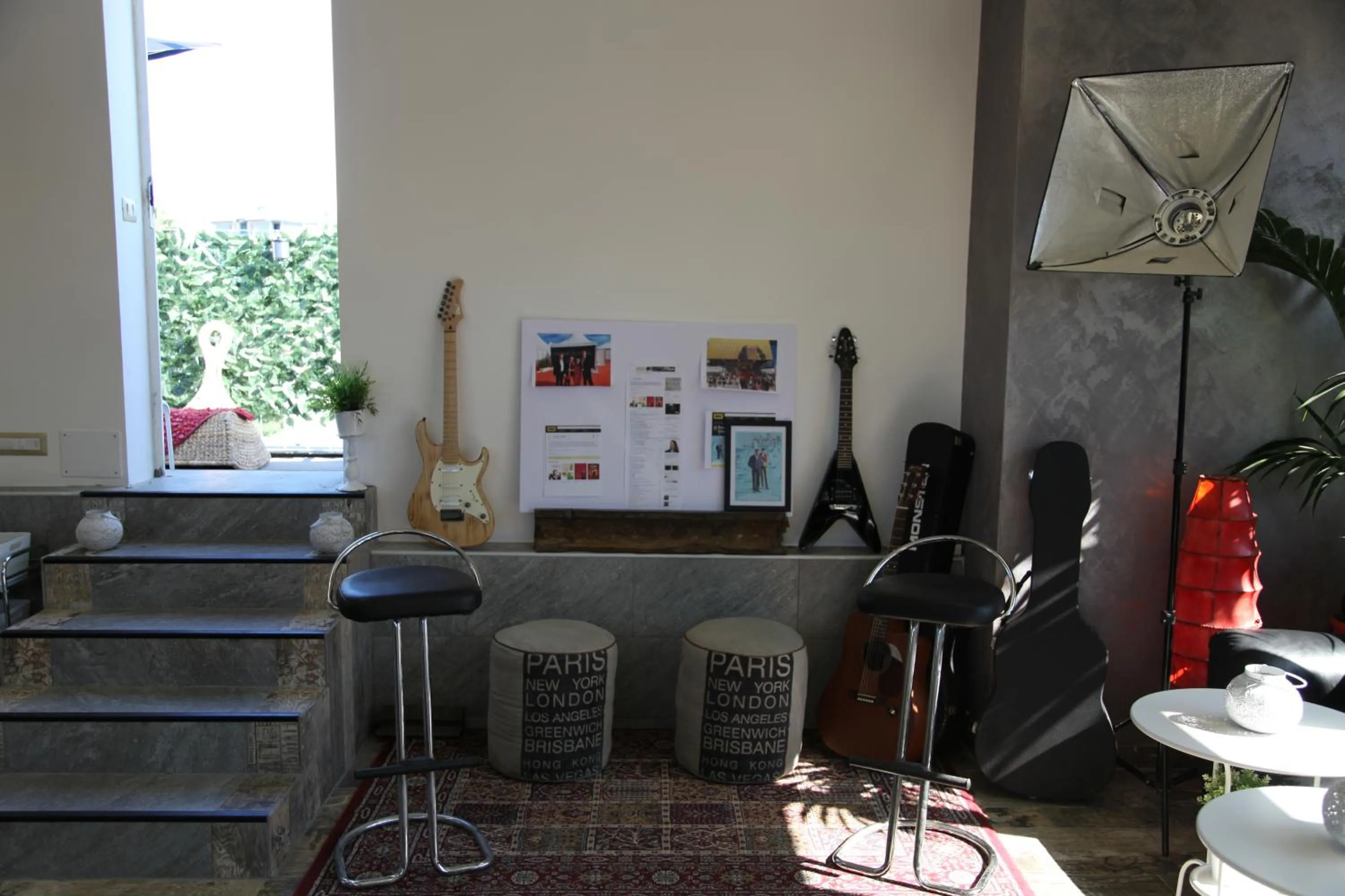 Communal lounge/ TV room in Atmos Luxe Navigli