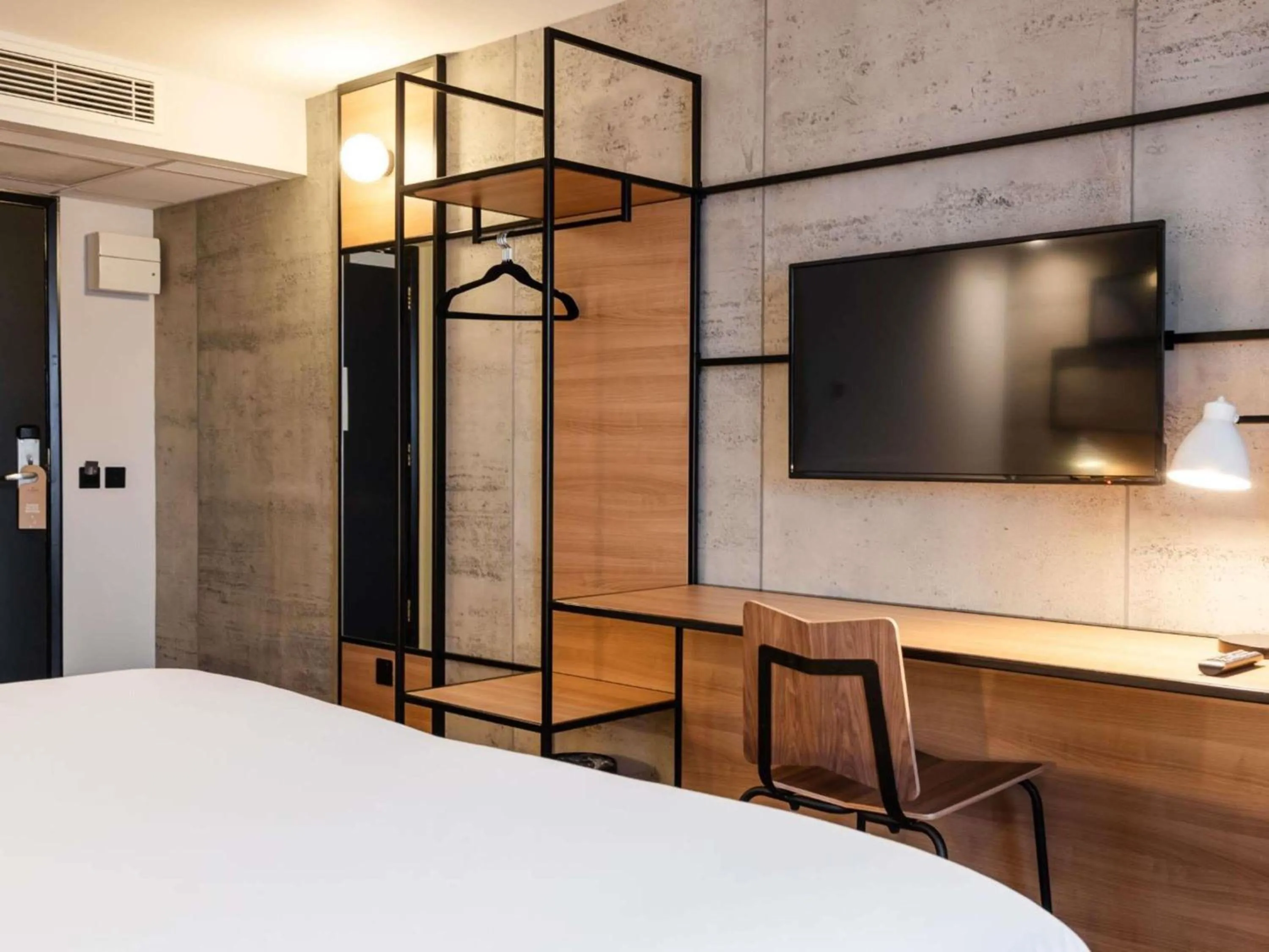 Bedroom, Bed in ibis Coleraine Riverside