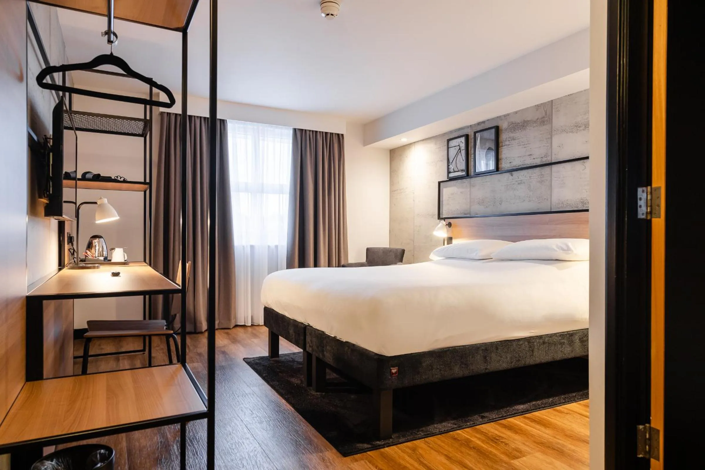 Bedroom, Bed in ibis Coleraine Riverside