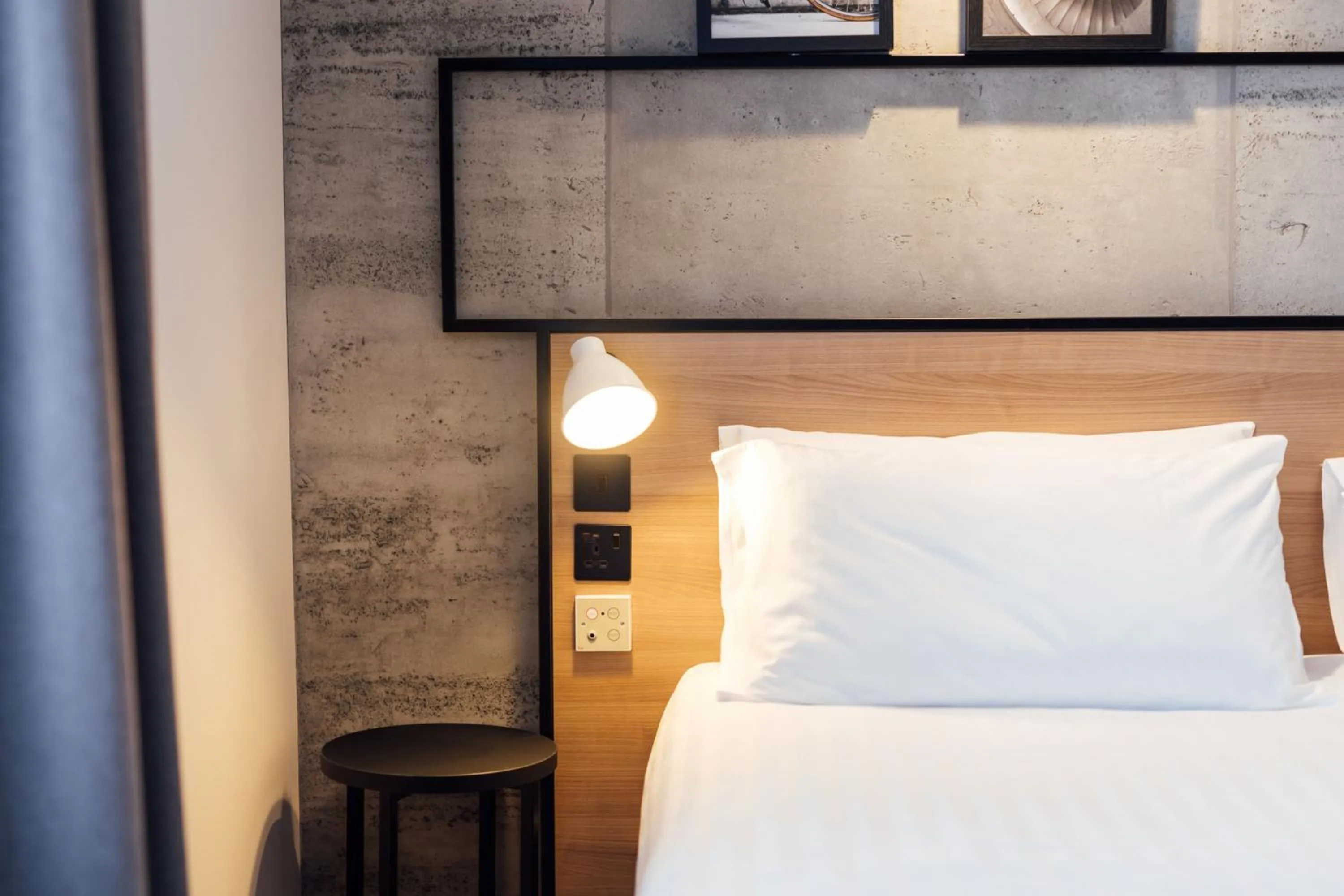 Bedroom, Bed in ibis Coleraine Riverside