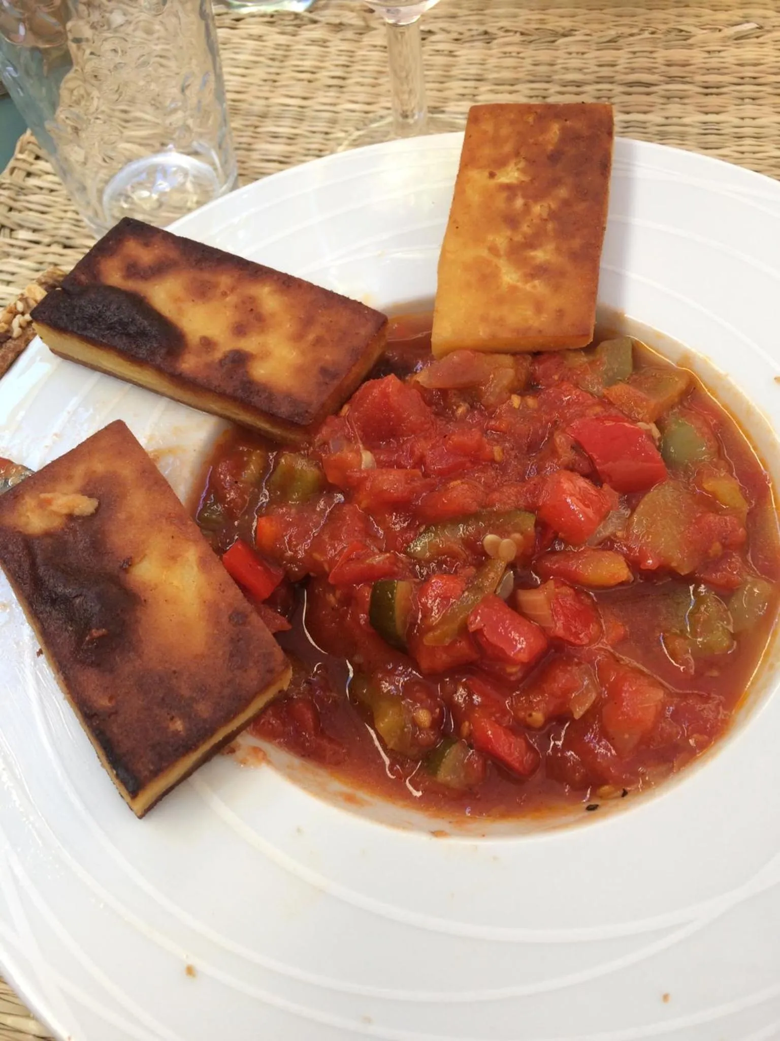 Restaurant/places to eat in Le Verger