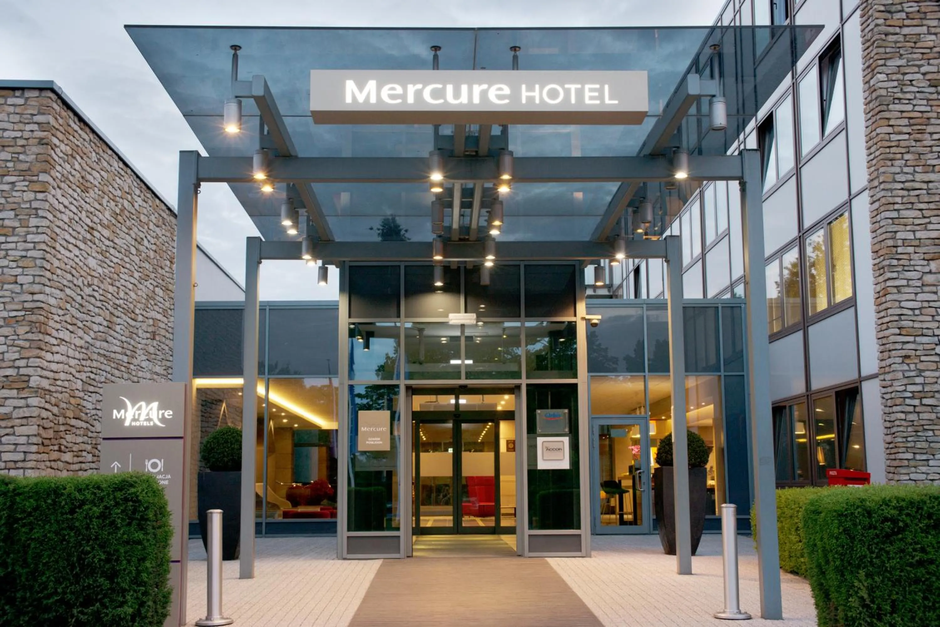 Facade/entrance in Mercure Gdańsk Posejdon