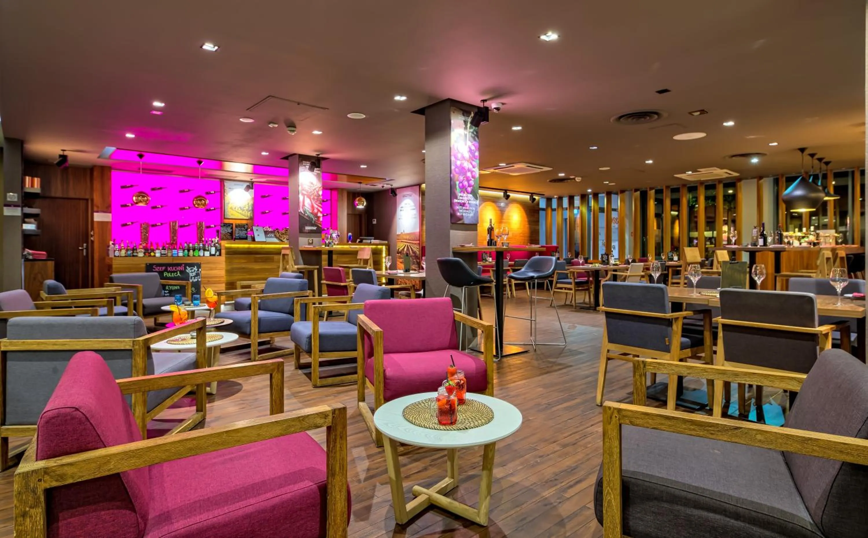 Restaurant/places to eat in Mercure Gdańsk Posejdon