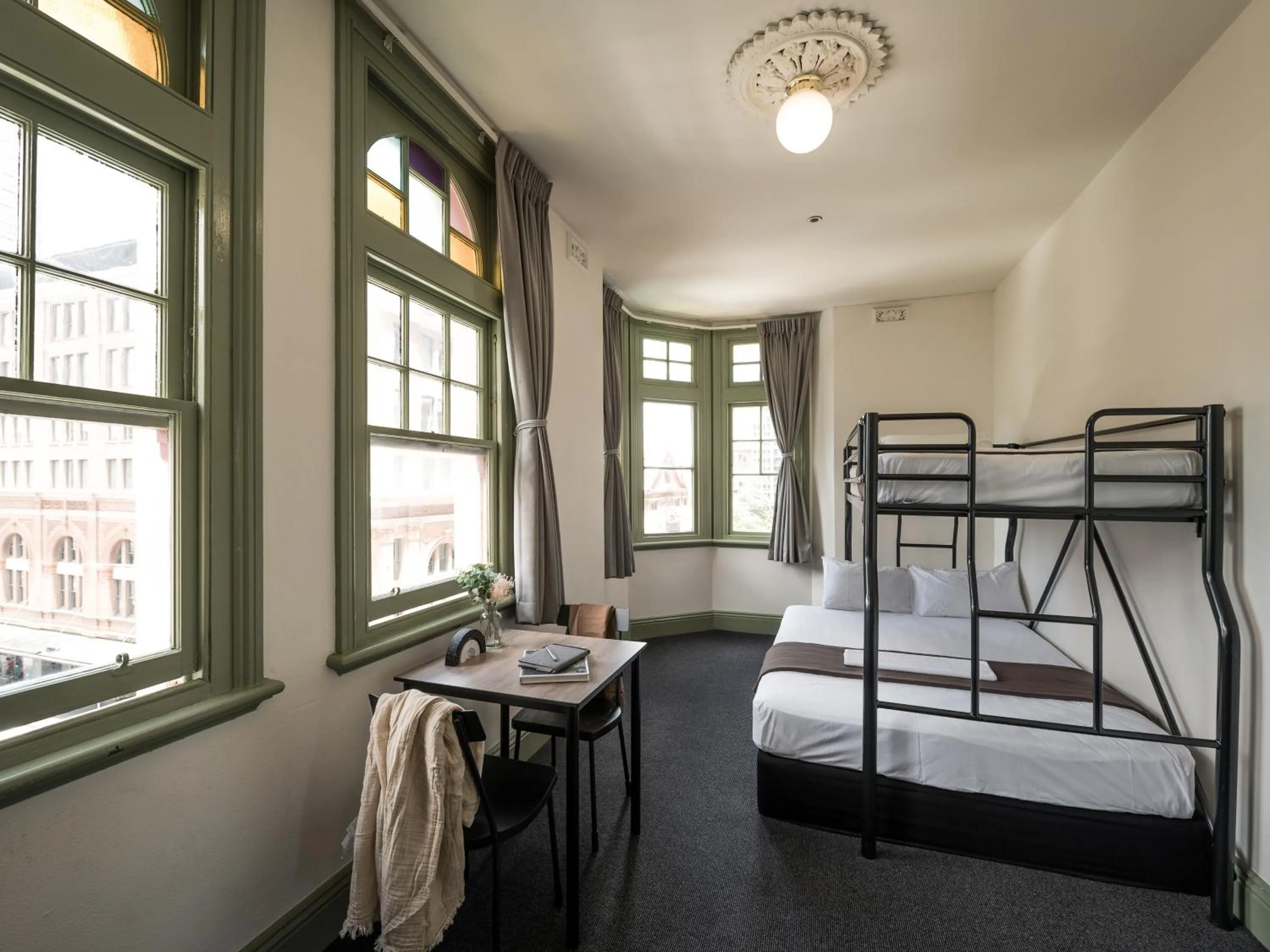 Bed in Sydney Central Inn