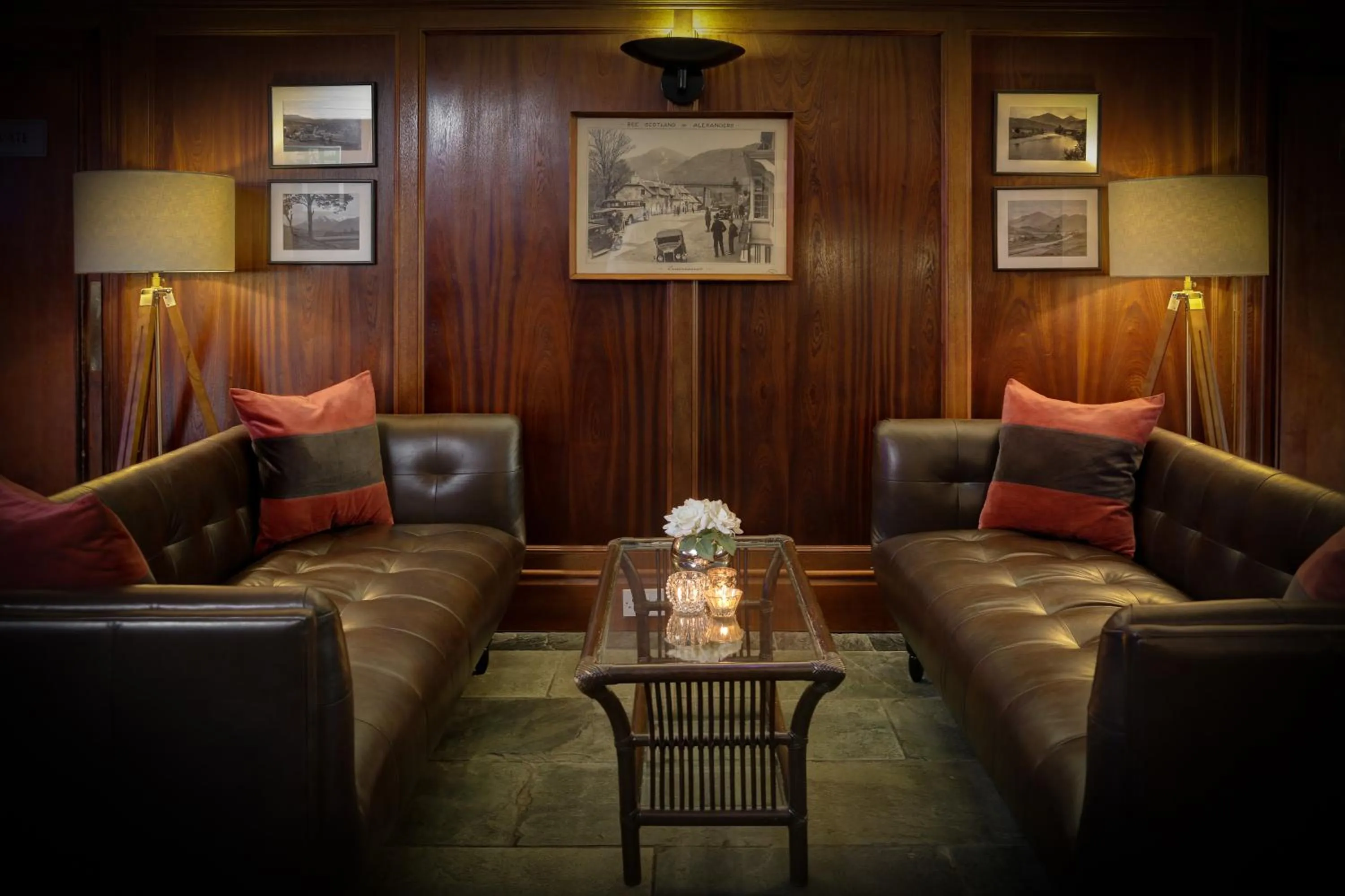 Lounge or bar in BEST WESTERN The Crianlarich Hotel